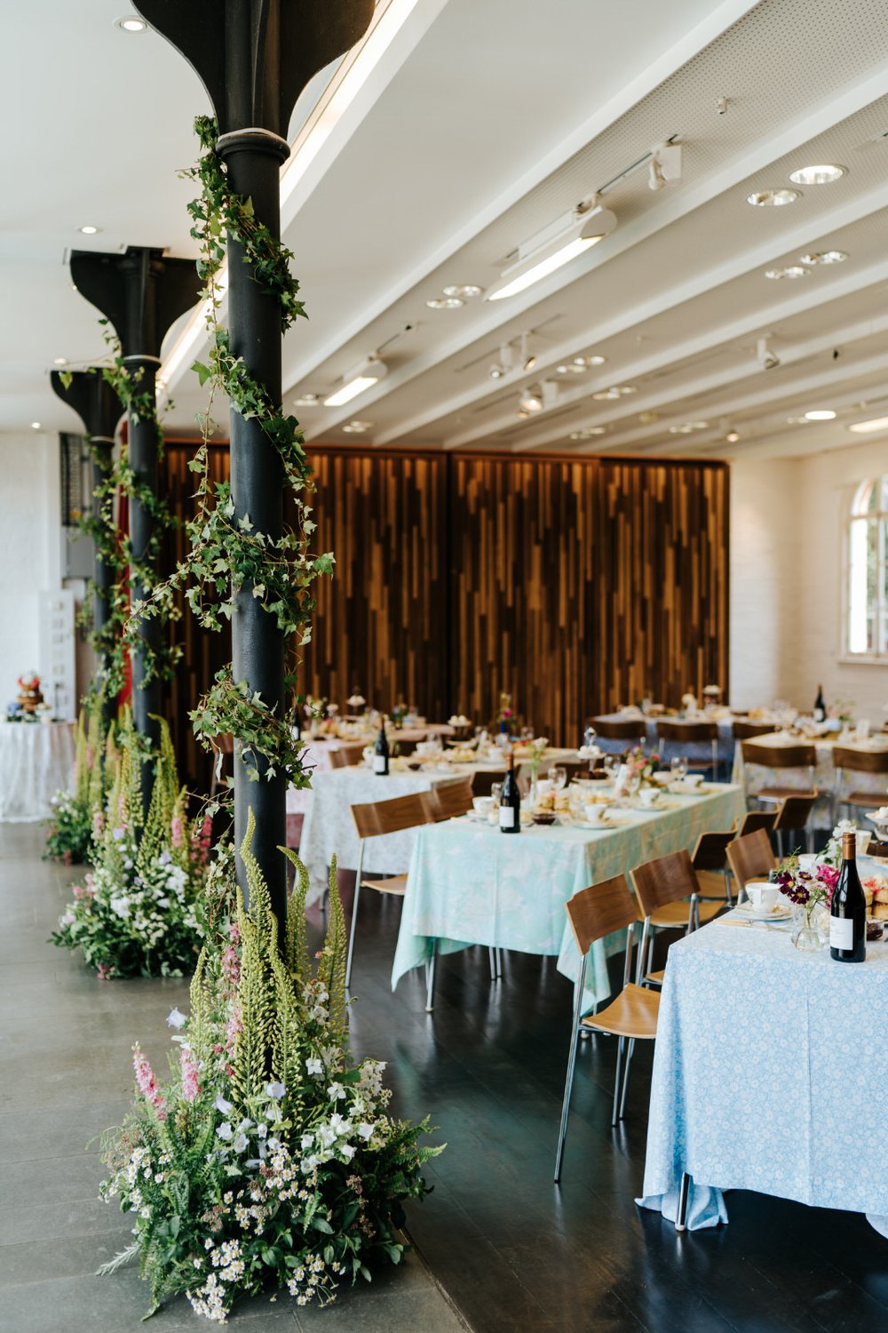 Wide photograph of flower decoration by Jessica Eliza Flowers at Orleans House Gallery wedding 
