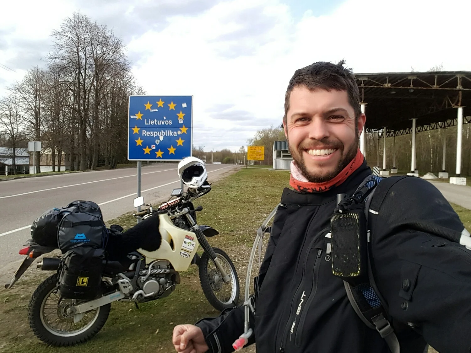 Crossing into Lithuania 