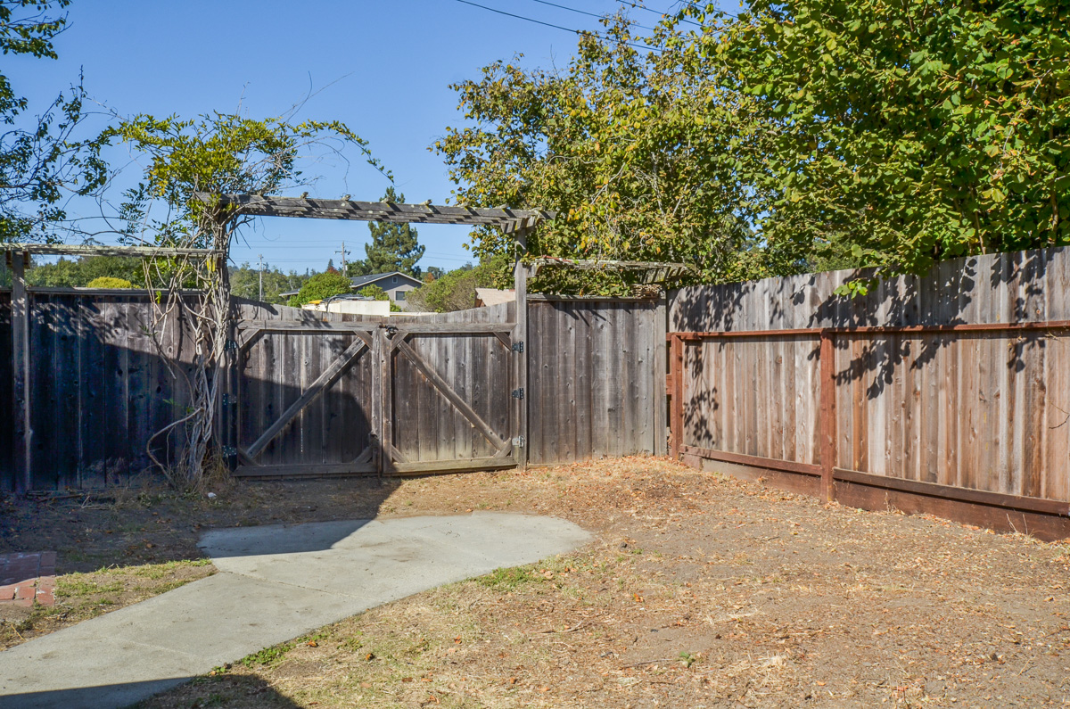 2810monterey-ave_web-24.jpg