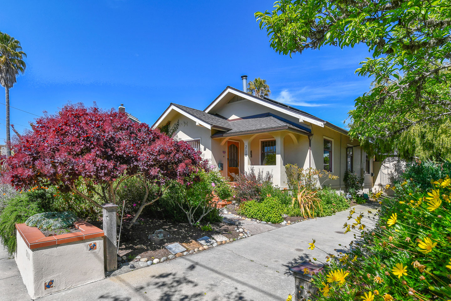 Live the Beach Lifestyle Lower West Side — Indigo Beach Properties,Inc.