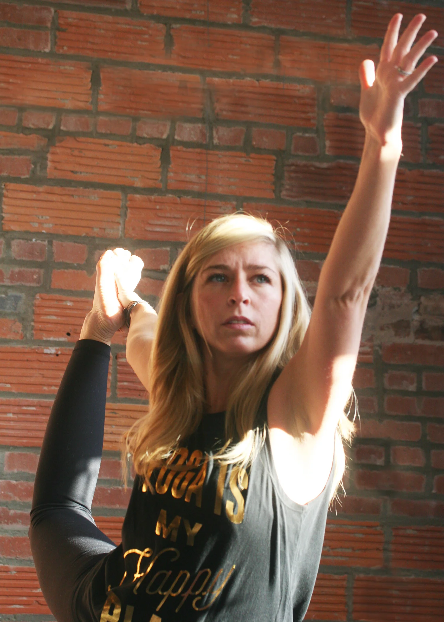 LESLIE (NATARAJASANA, DANCER'S POSE)