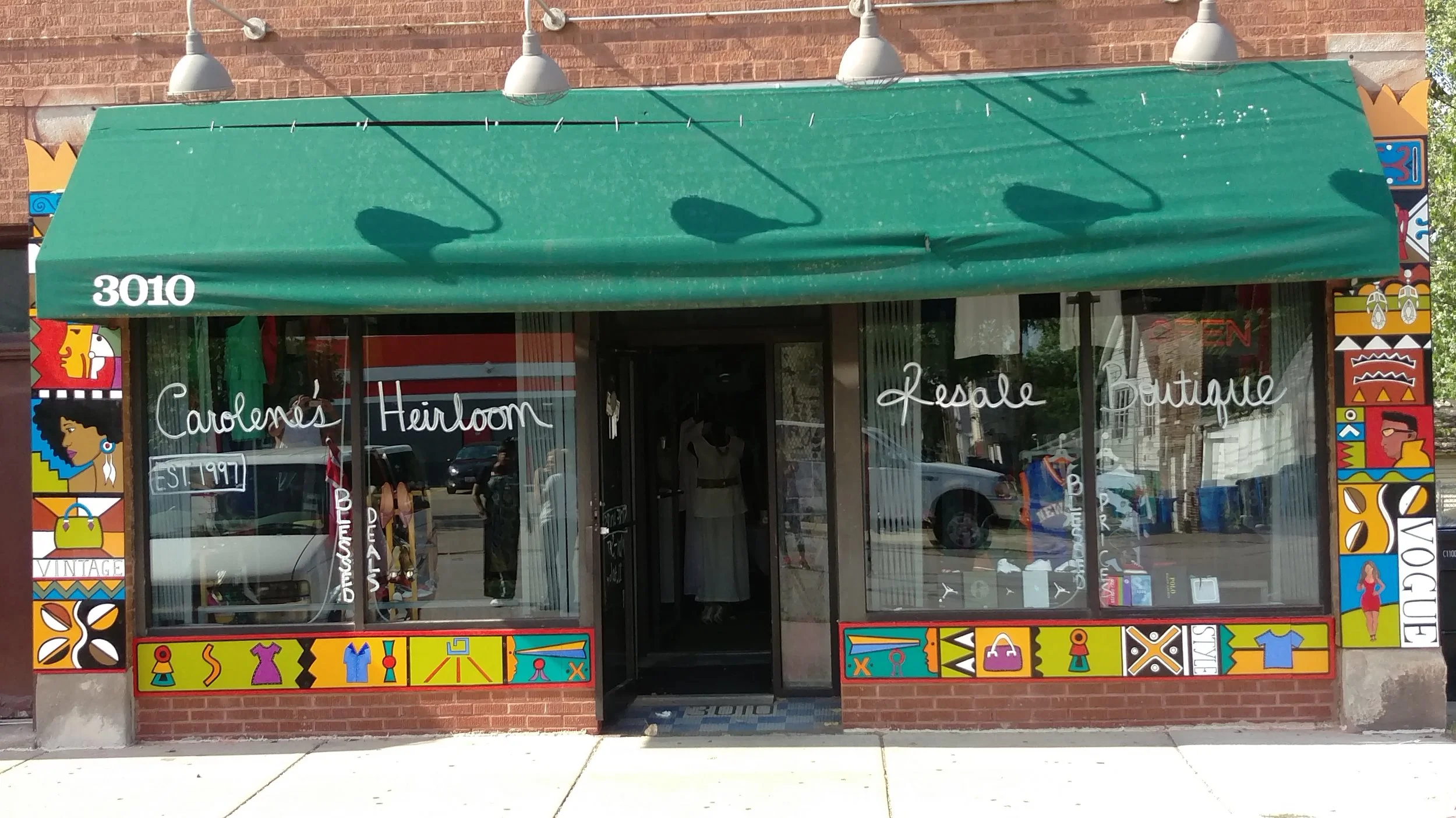 Carolene’s Heirloom Resale Boutique Art Facade, 3010 E. 88th Street, August 2015.