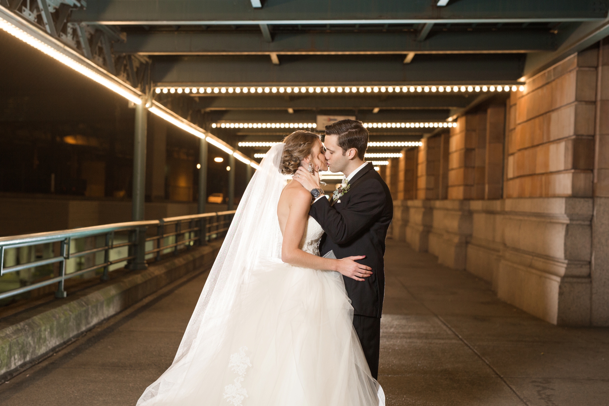 the pennsylvanian wedding photographer, the pennsylvanian wedding pictures, pittsburgh wedding venues, pittsburgh wedding photographer, the pennsylvanian pittsburgh, hotel monaco wedding pictures