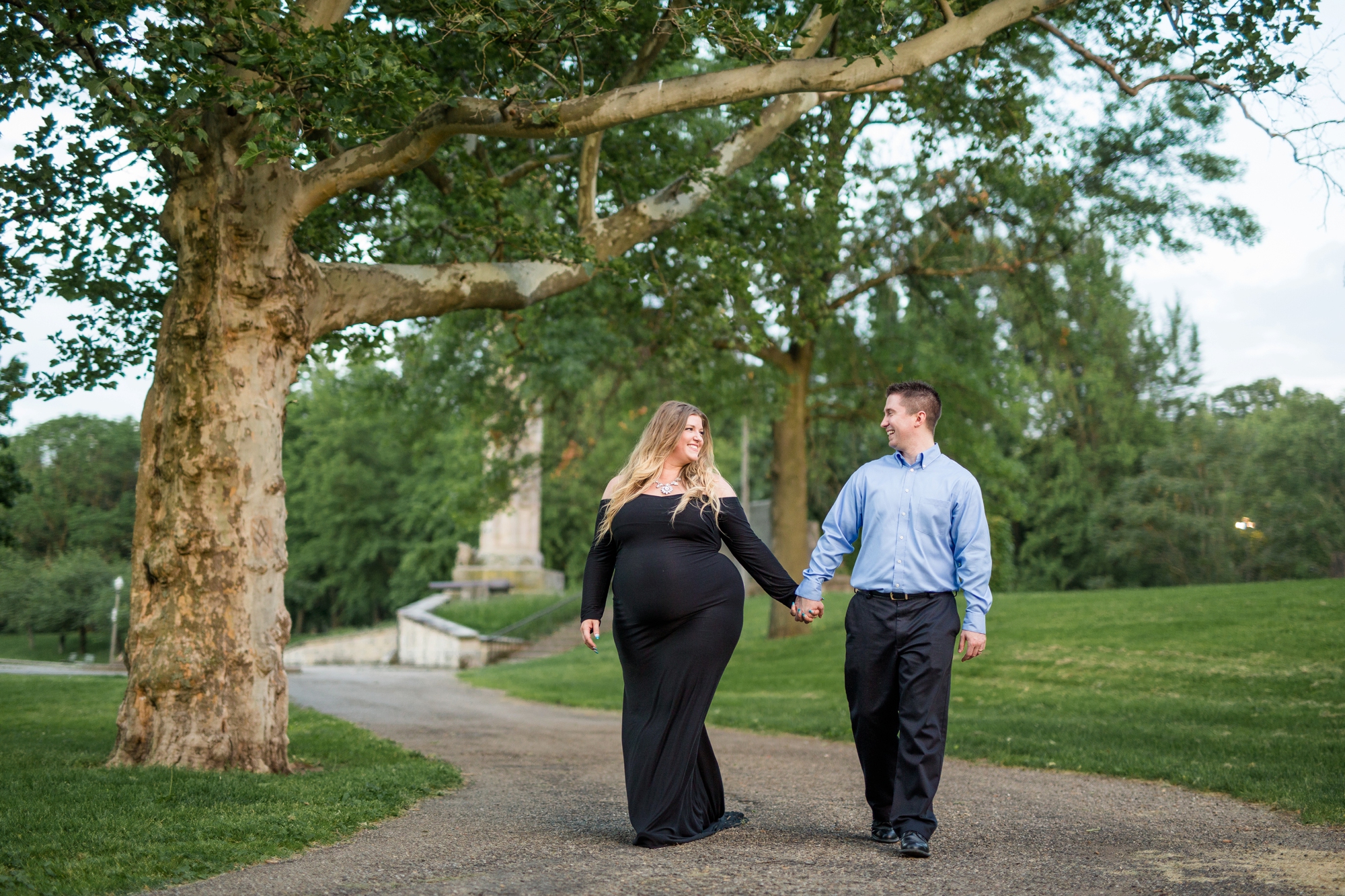 pittsburgh maternity photographer, pittsburgh family photographer, allegheny commons park, north side, north shore, cranberry township family photographer