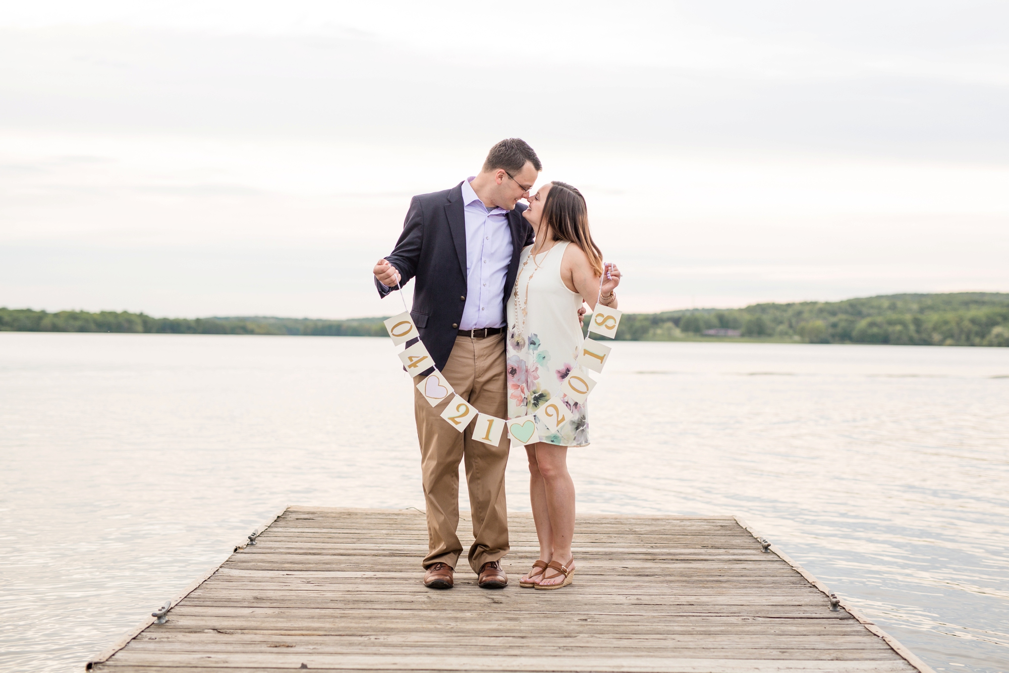 pittsburgh engagement photographer, pittsburgh wedding photographer, moraine state park engagement photos, moraine state park pictures