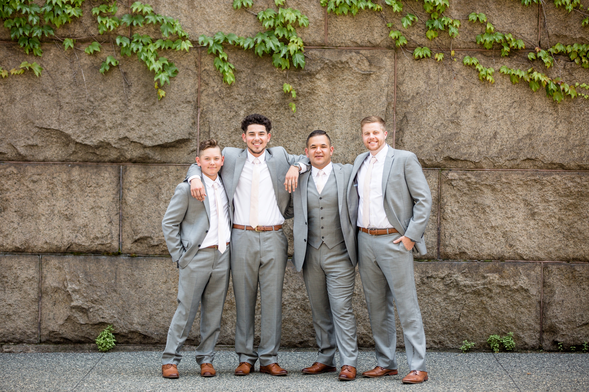 pittsburgh wedding photographer, allegheny courthouse wedding, allegheny courthouse wedding photographer, renaissance pittsburgh hotel wedding, cranberry township wedding photographer