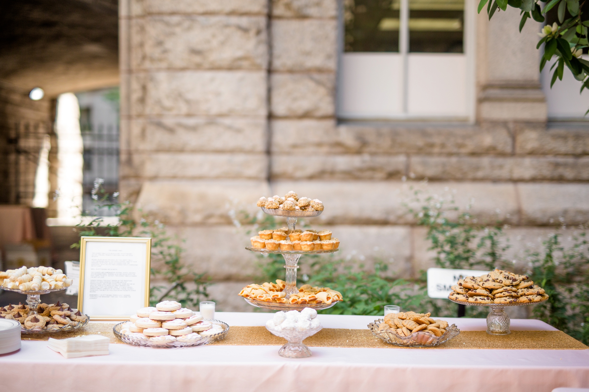 pittsburgh wedding photographer, allegheny courthouse wedding, allegheny courthouse wedding photographer, renaissance pittsburgh hotel wedding, cranberry township wedding photographer