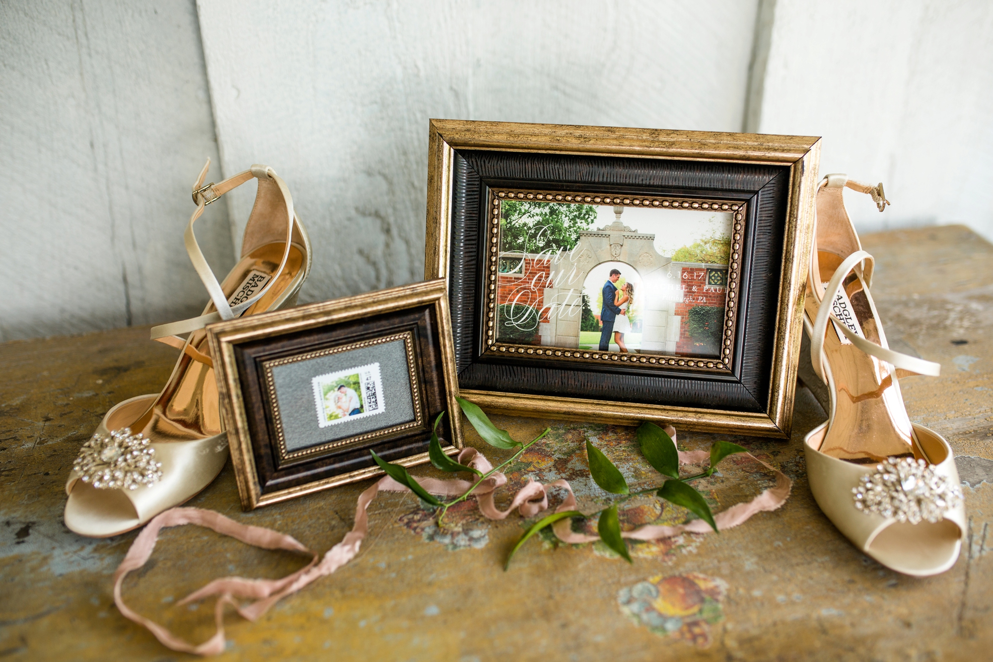 pittsburgh wedding photographer, lingrow farm wedding, lingrow farms wedding photographer, renaissance pittsburgh hotel wedding, cranberry township wedding photographer, leechburg wedding photographer