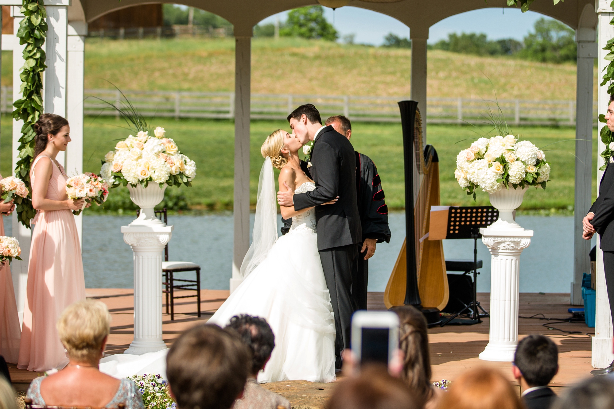 pittsburgh wedding photographer, lingrow farm wedding, lingrow farms wedding photographer, renaissance pittsburgh hotel wedding, cranberry township wedding photographer, leechburg wedding photographer