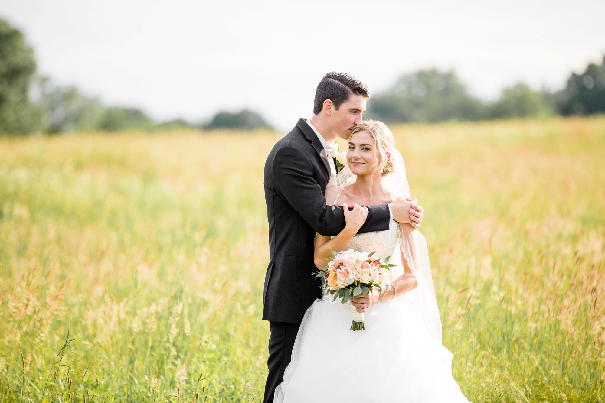 pittsburgh wedding photographer, lingrow farm wedding, lingrow farms wedding photographer, renaissance pittsburgh hotel wedding, cranberry township wedding photographer, leechburg wedding photographer