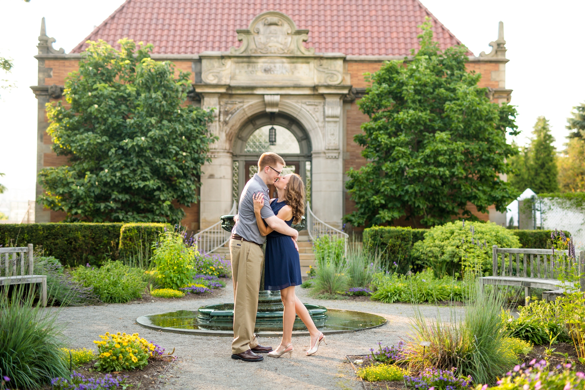 phipps conservatory wedding photos, phipps conservatory wedding pictures, phipps conservatory engagement photos, cranberry township photographer