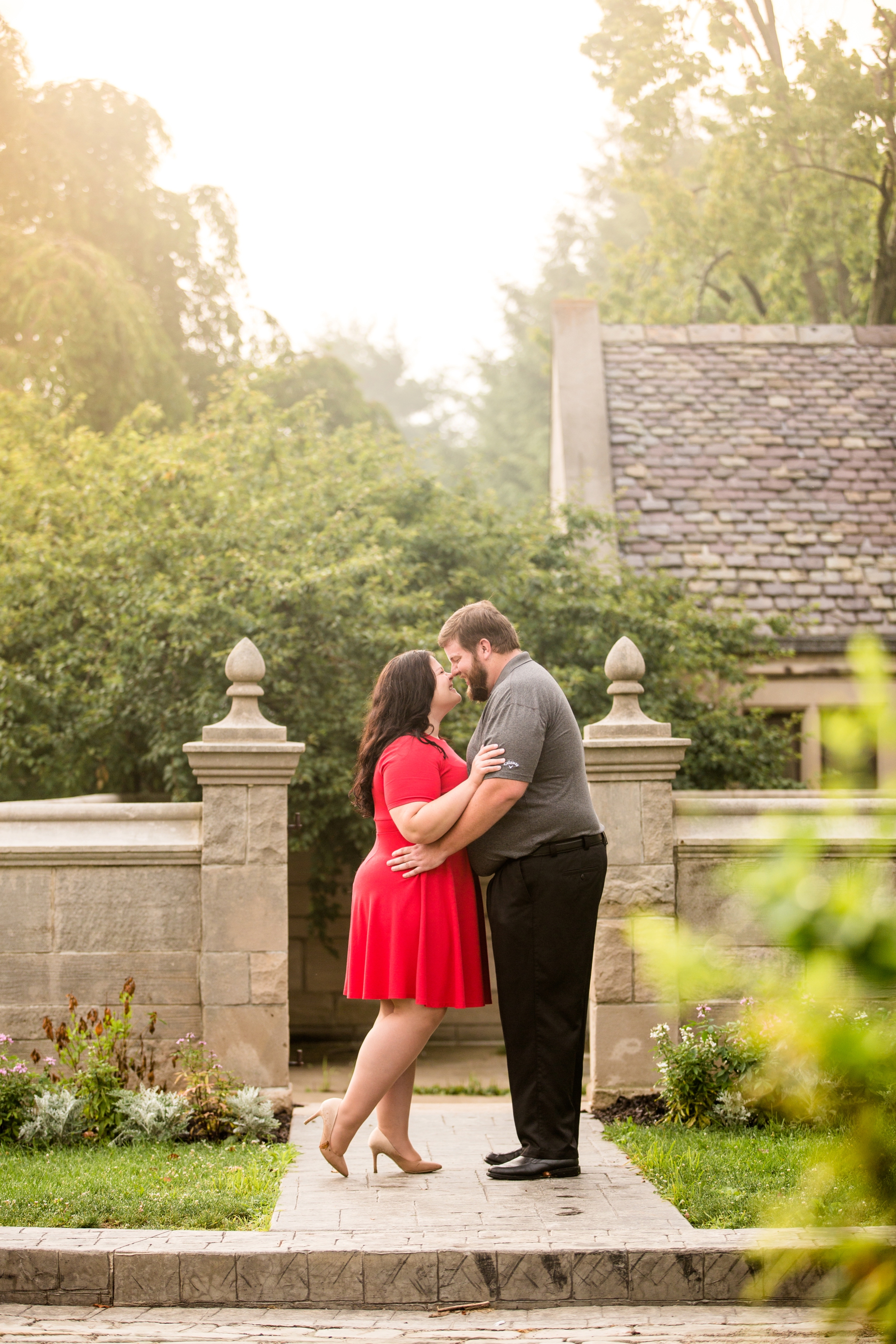 hartwood acres engagement photos, hartwood acres engagement pictures, hartwood acres senior pictures, hartwood acres wedding photos, hartwood acres wedding pictures, pittsburgh wedding venues