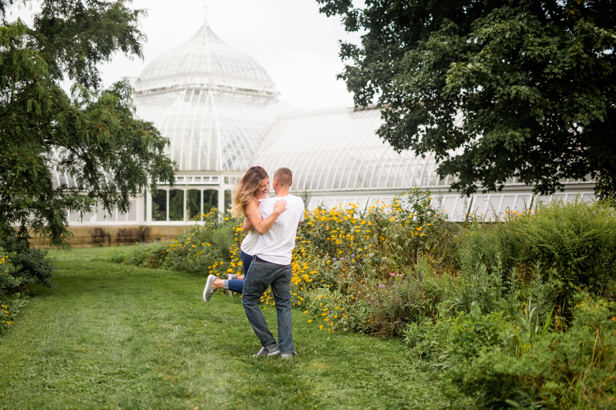 phipps conservatory engagement photos, phipps conservatory engagement photos, phipps conservatory wedding photos, phipps conservatory wedding photographer