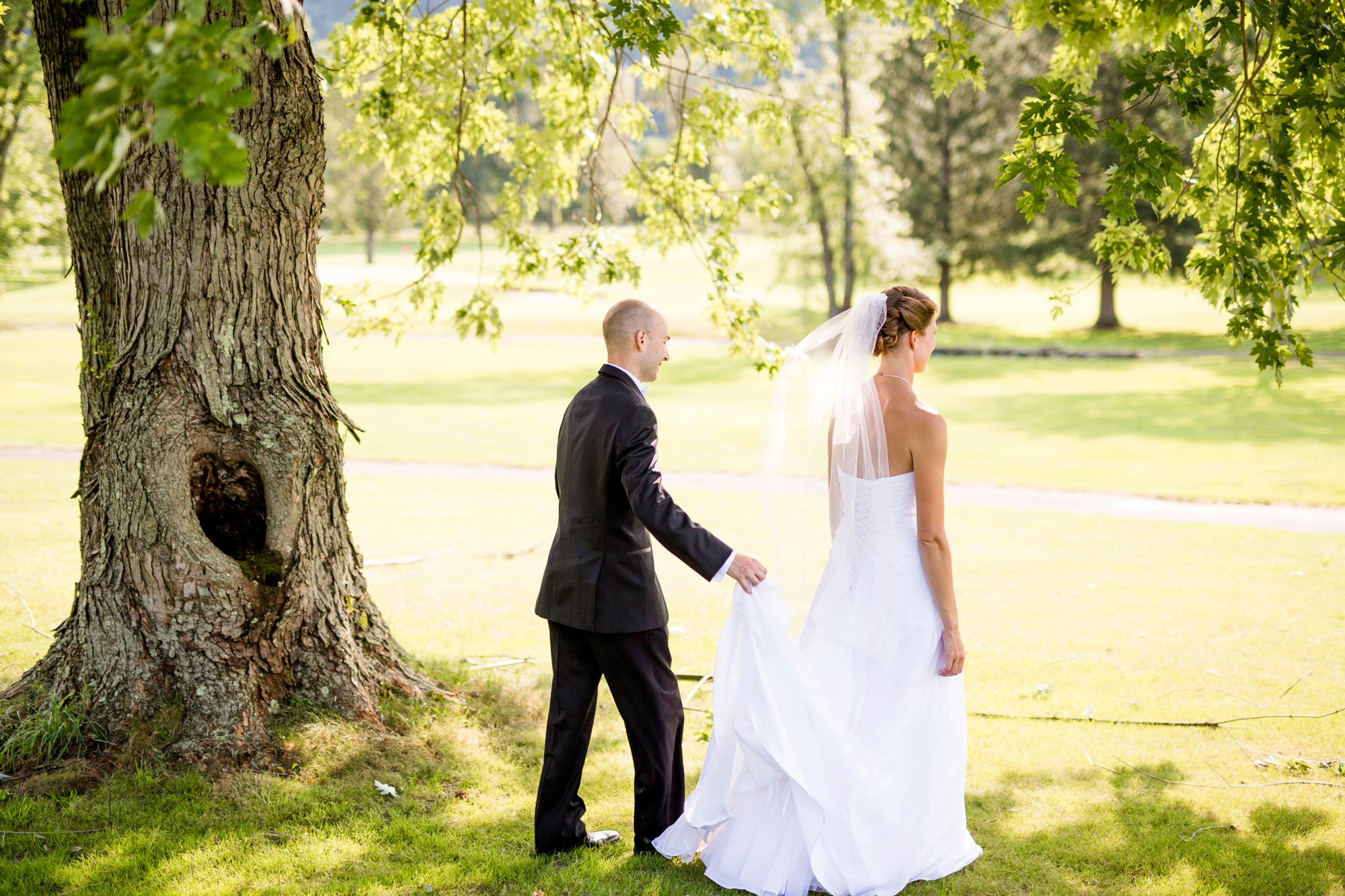 First United Presbyterian Church Tarentum wedding photos, River Forest Country Club wedding photos, River Forest Country Club wedding pictures, pittsburgh wedding photographer