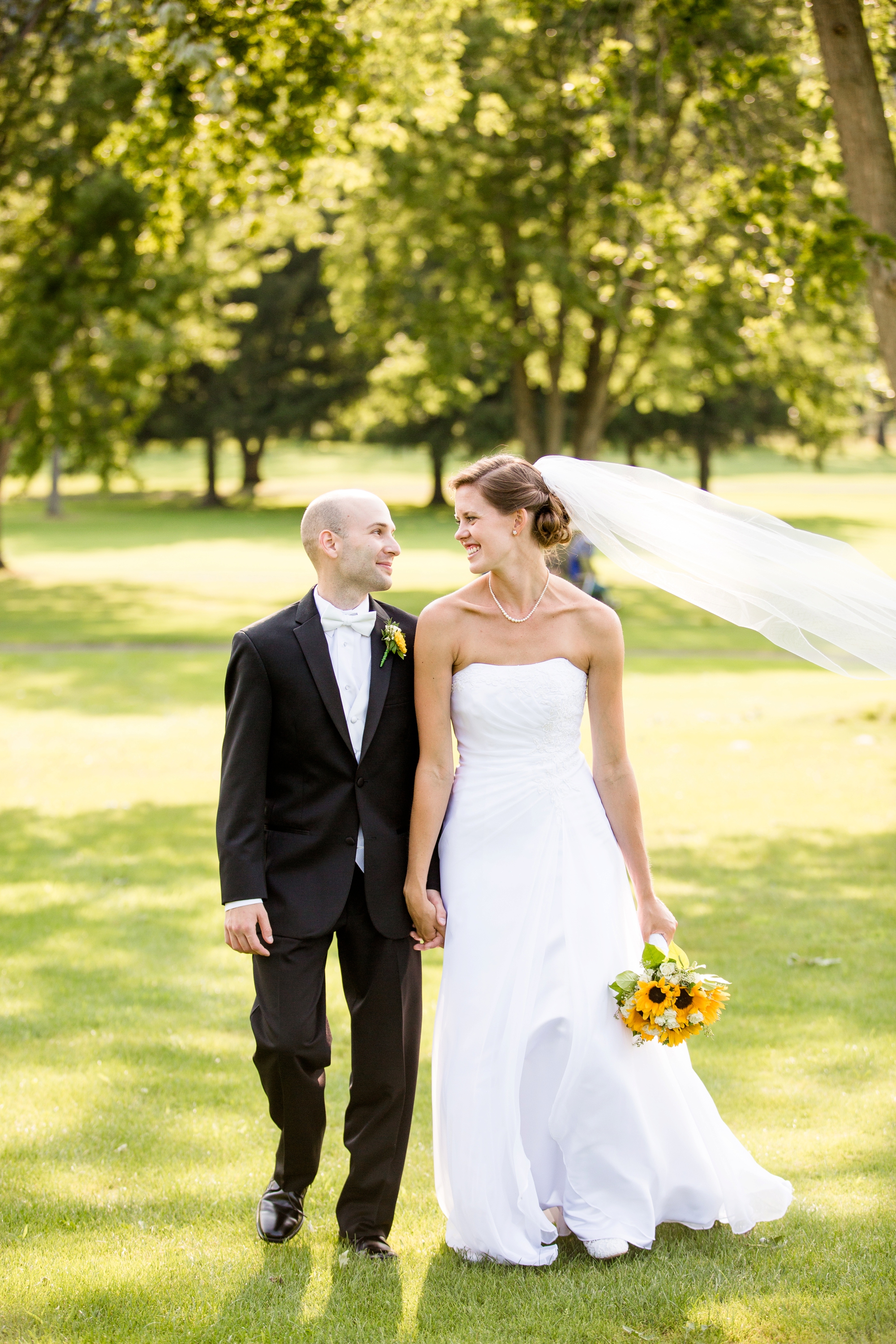 First United Presbyterian Church Tarentum wedding photos, River Forest Country Club wedding photos, River Forest Country Club wedding pictures, pittsburgh wedding photographer