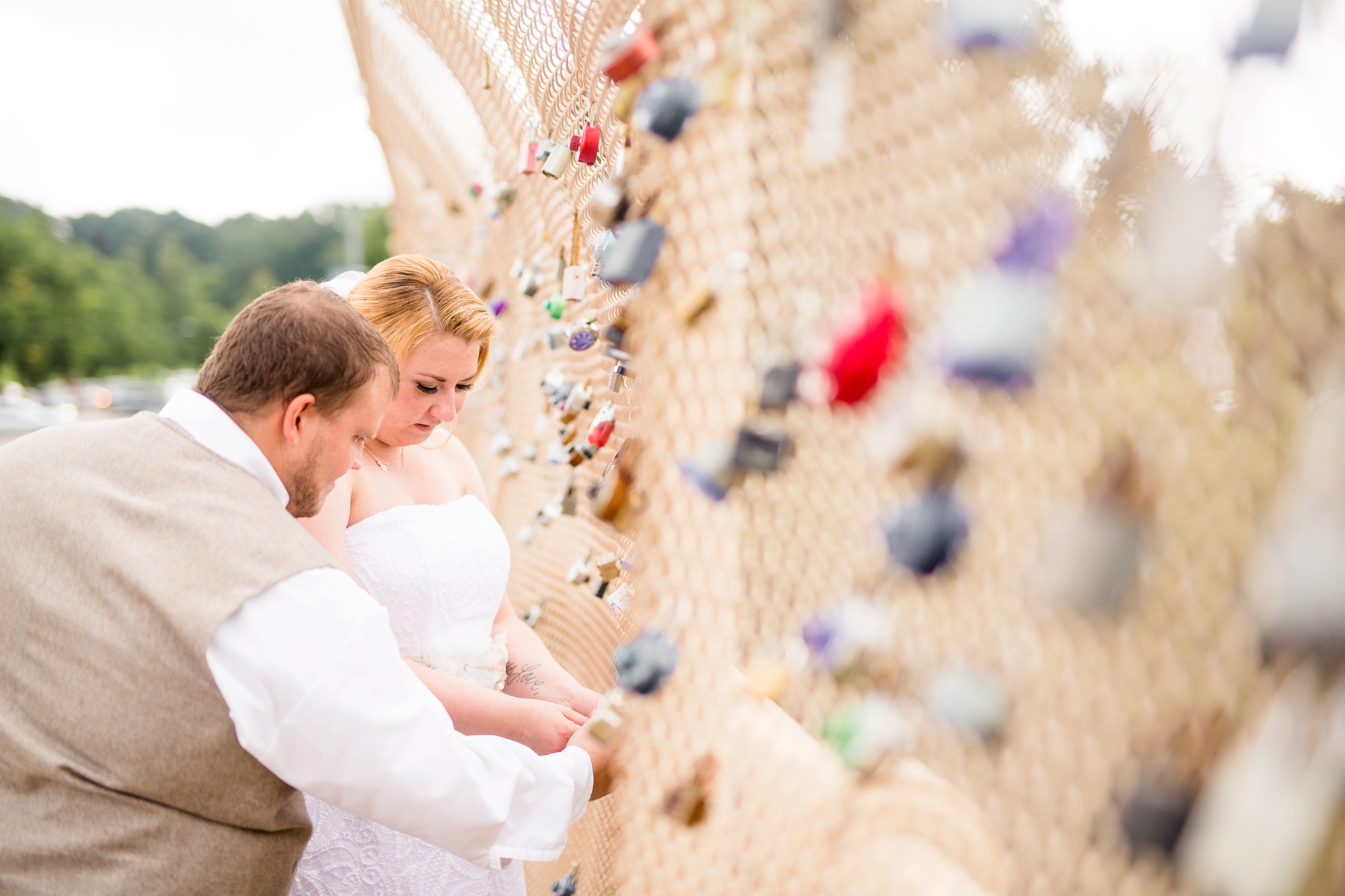 phipps conservatory wedding photos, roberto clemente bridge wedding pictures, yellow bridge pittsburgh wedding photos, pittsburgh elopement photographer, pittsburgh wedding photographer