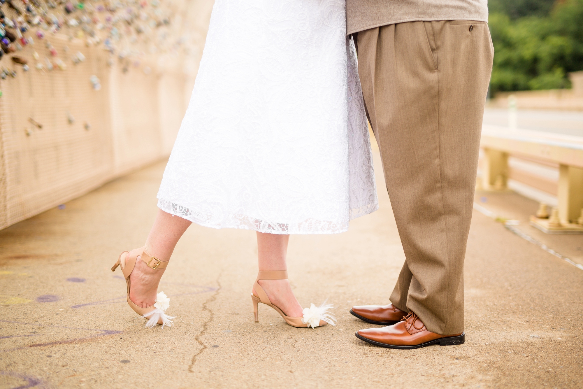 phipps conservatory wedding photos, roberto clemente bridge wedding pictures, yellow bridge pittsburgh wedding photos, pittsburgh elopement photographer, pittsburgh wedding photographer