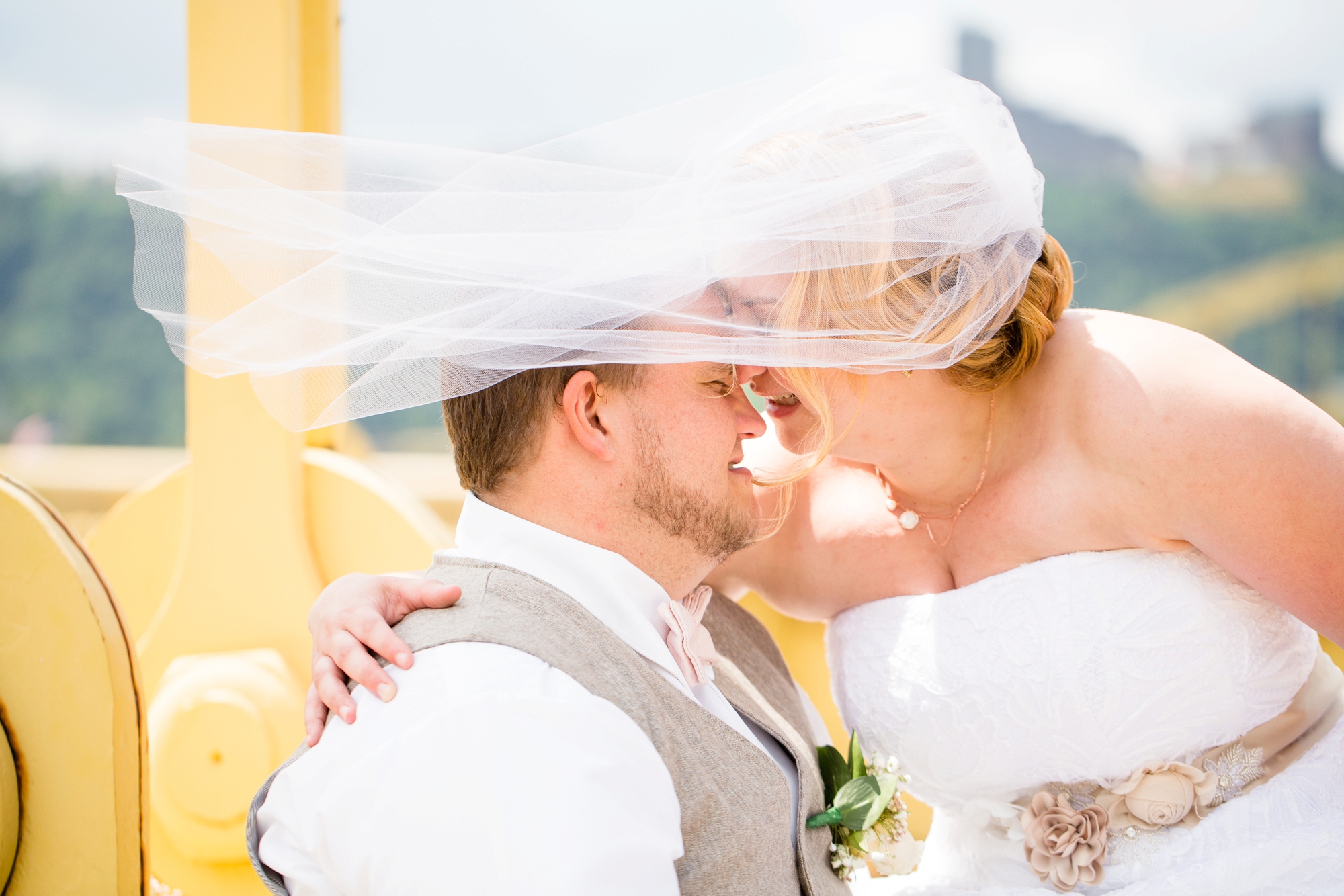 phipps conservatory wedding photos, roberto clemente bridge wedding pictures, yellow bridge pittsburgh wedding photos, pittsburgh elopement photographer, pittsburgh wedding photographer