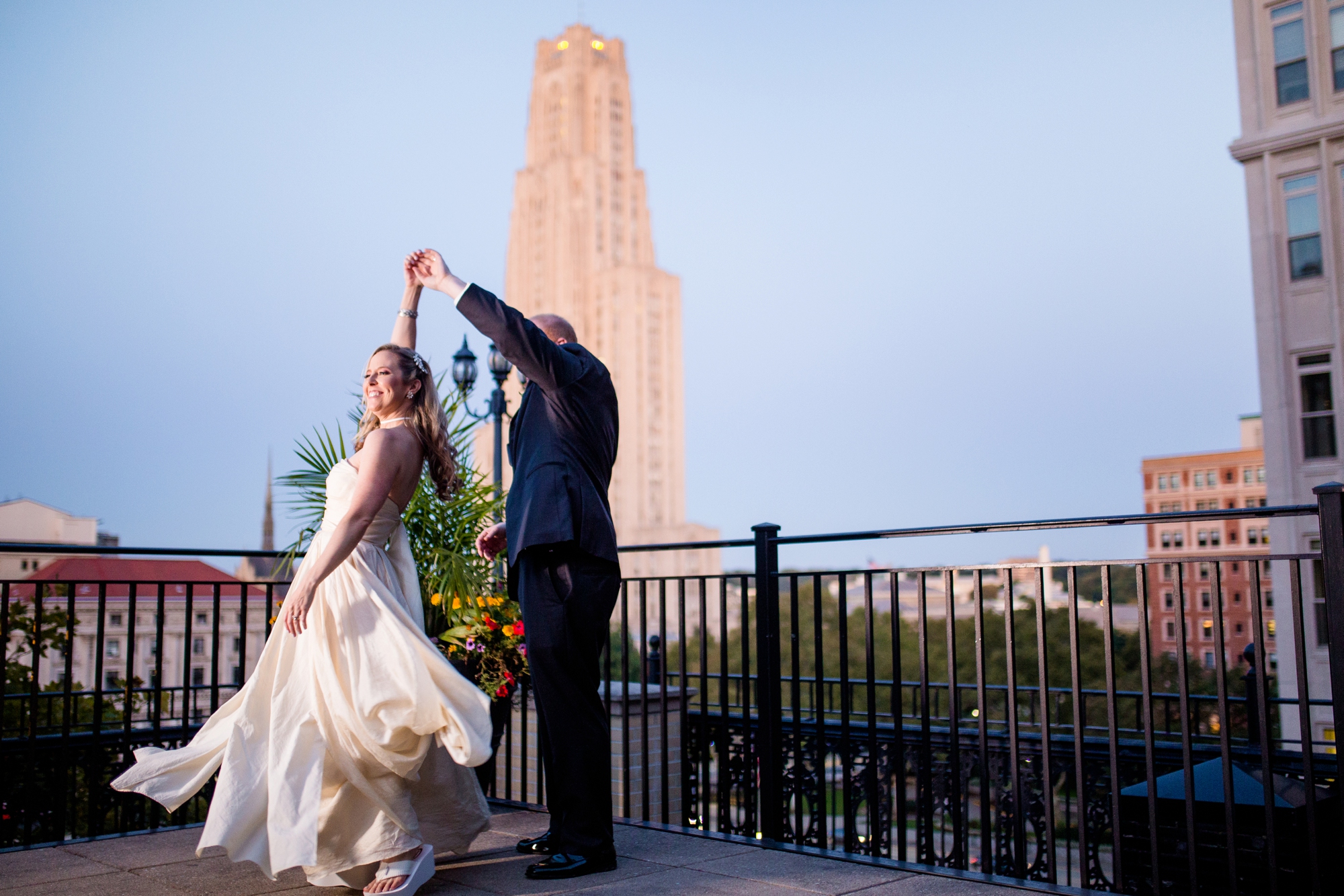 heinz chapel wedding photos, university club wedding photos, heinz chapel wedding photographers, pittsburgh wedding photos, pittsburgh wedding pictures