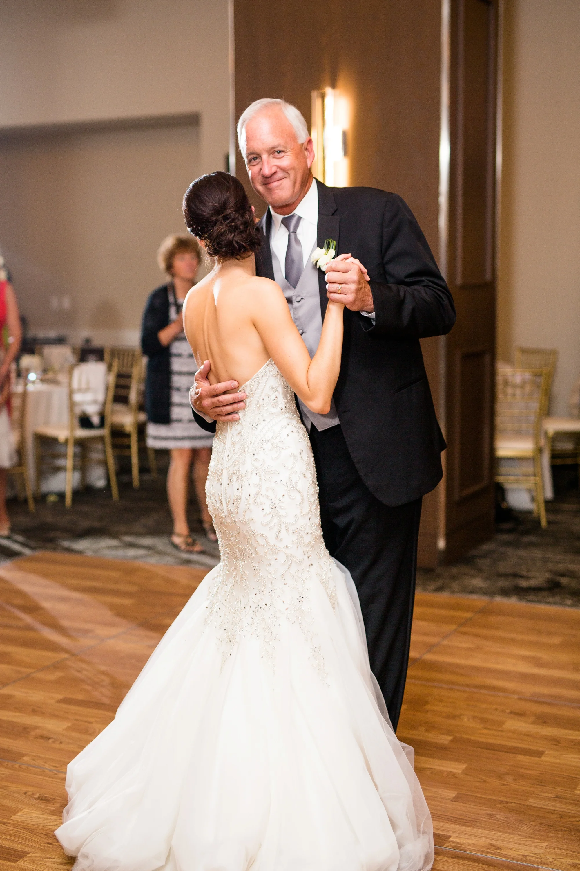 embassy suites downtown pittsburgh wedding photos, embassy suites downtown pittsburgh wedding pictures, downtown pittsburgh wedding venues, downtown pittsburgh wedding photos