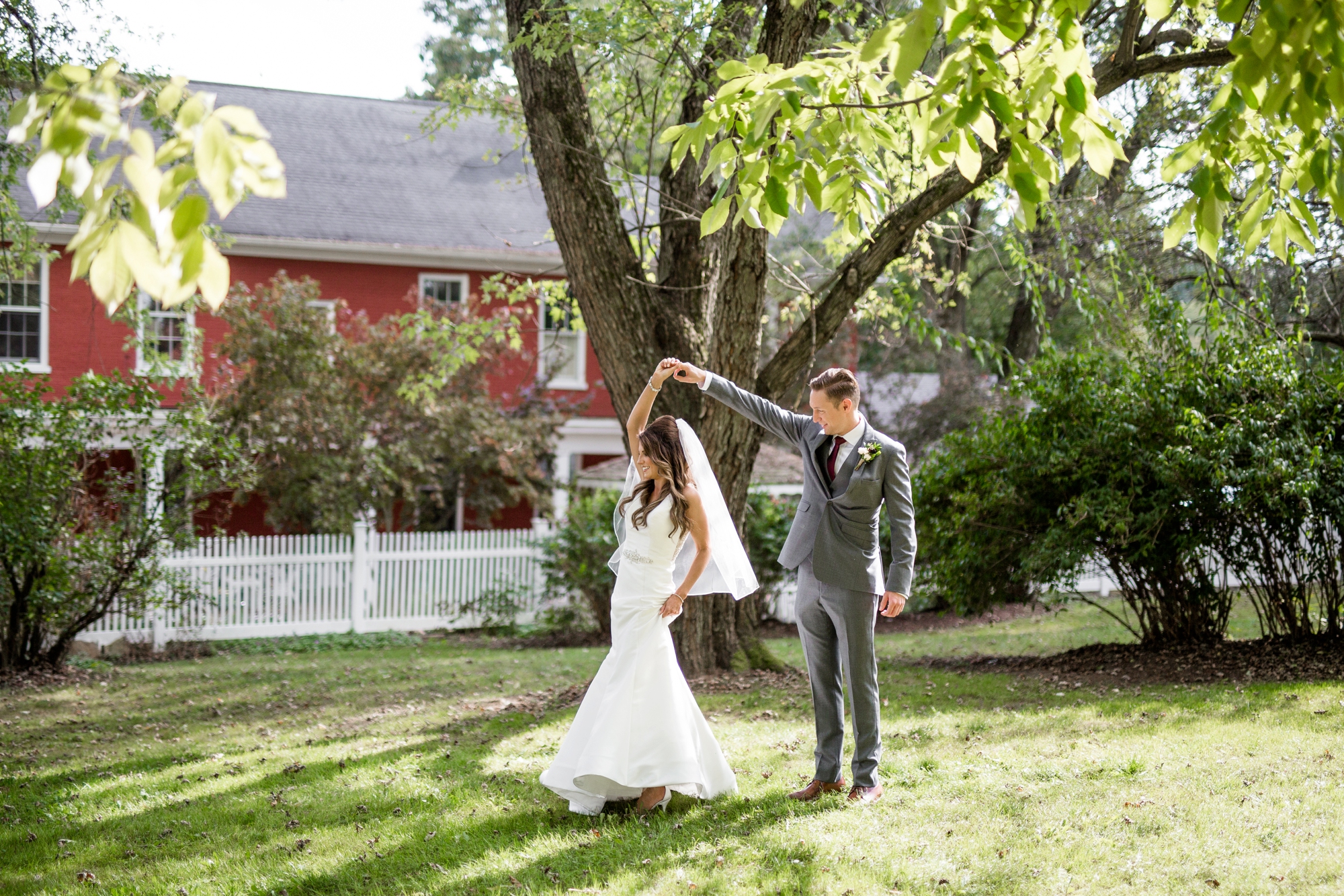 shady elms farm wedding, shady elms farm wedding pictures, pittsburgh wedding venues, farm wedding venues pittsburgh, pittsburgh wedding photographer, shady elms wedding photographer