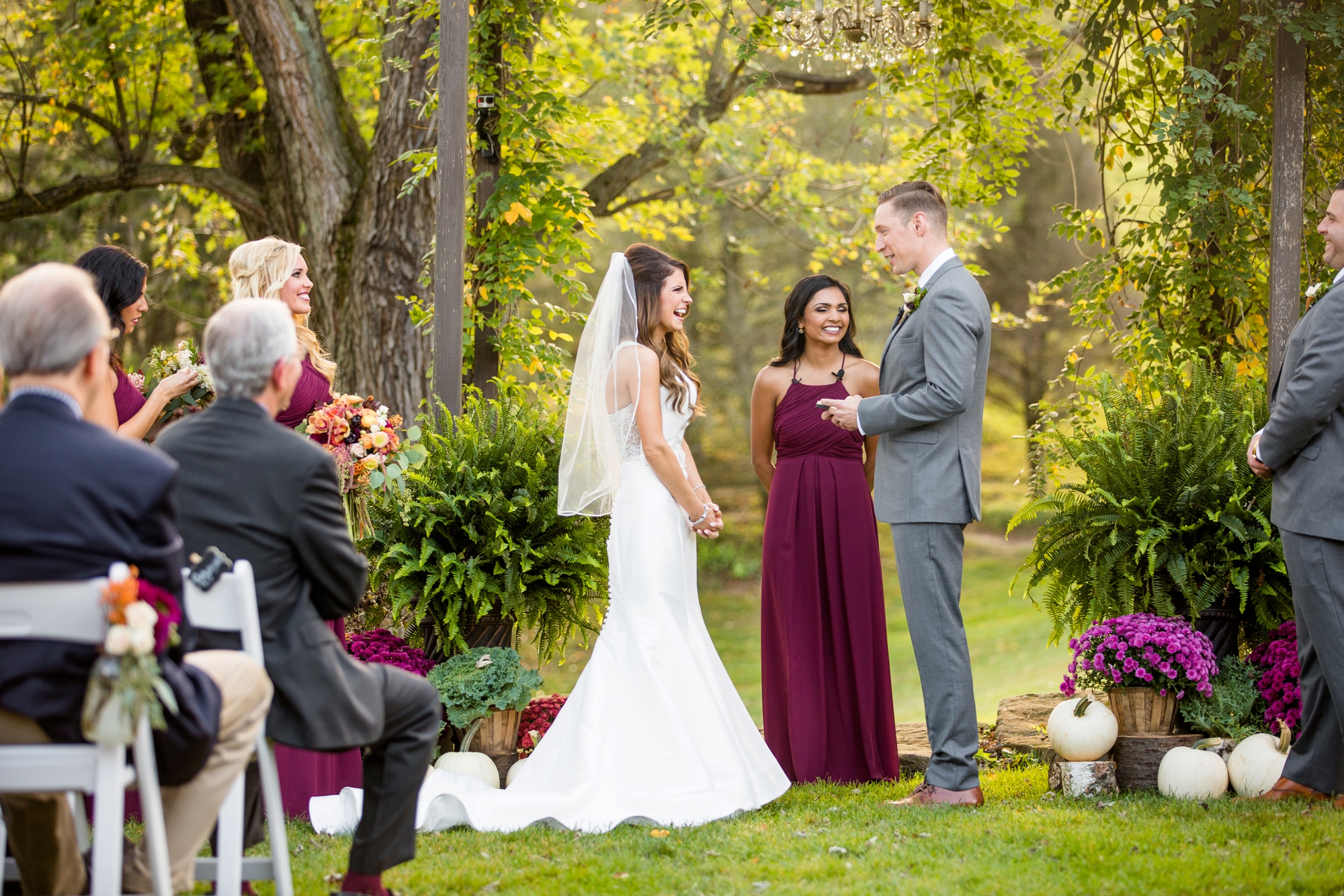 shady elms farm wedding, shady elms farm wedding pictures, pittsburgh wedding venues, farm wedding venues pittsburgh, pittsburgh wedding photographer, shady elms wedding photographer