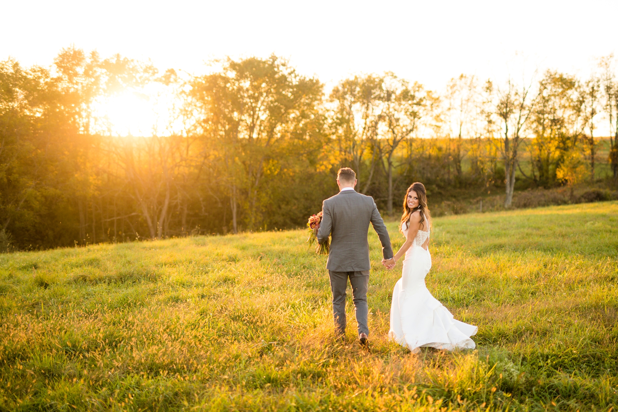 shady elms farm wedding, shady elms farm wedding pictures, pittsburgh wedding venues, farm wedding venues pittsburgh, pittsburgh wedding photographer, shady elms wedding photographer