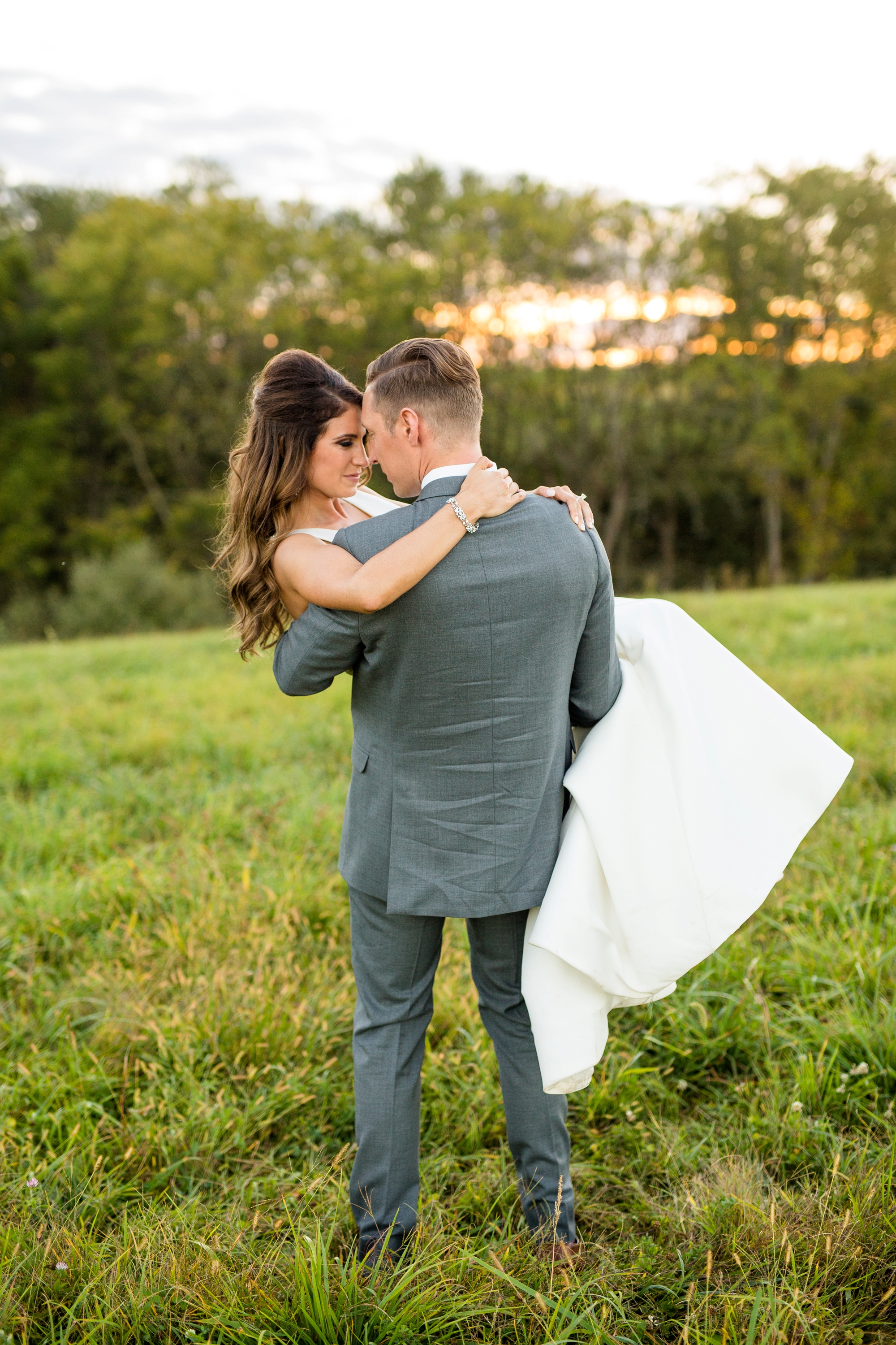 shady elms farm wedding, shady elms farm wedding pictures, pittsburgh wedding venues, farm wedding venues pittsburgh, pittsburgh wedding photographer, shady elms wedding photographer