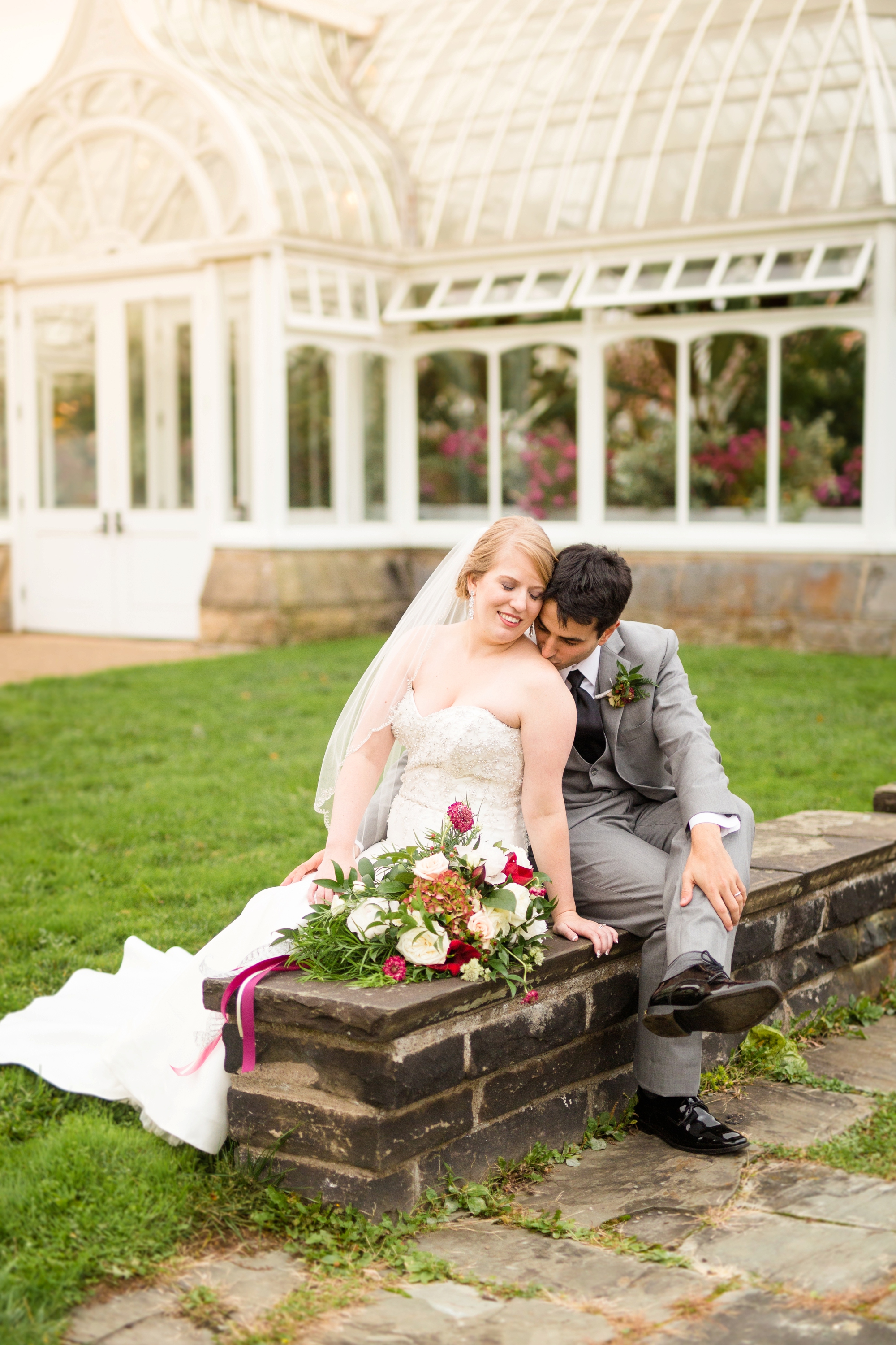 st bernards church pittsburgh wedding, phipps conservatory wedding photos, pittsburgh wedding photographer, mt lebanon wedding photographer, phipps conservatory & botanical gardens