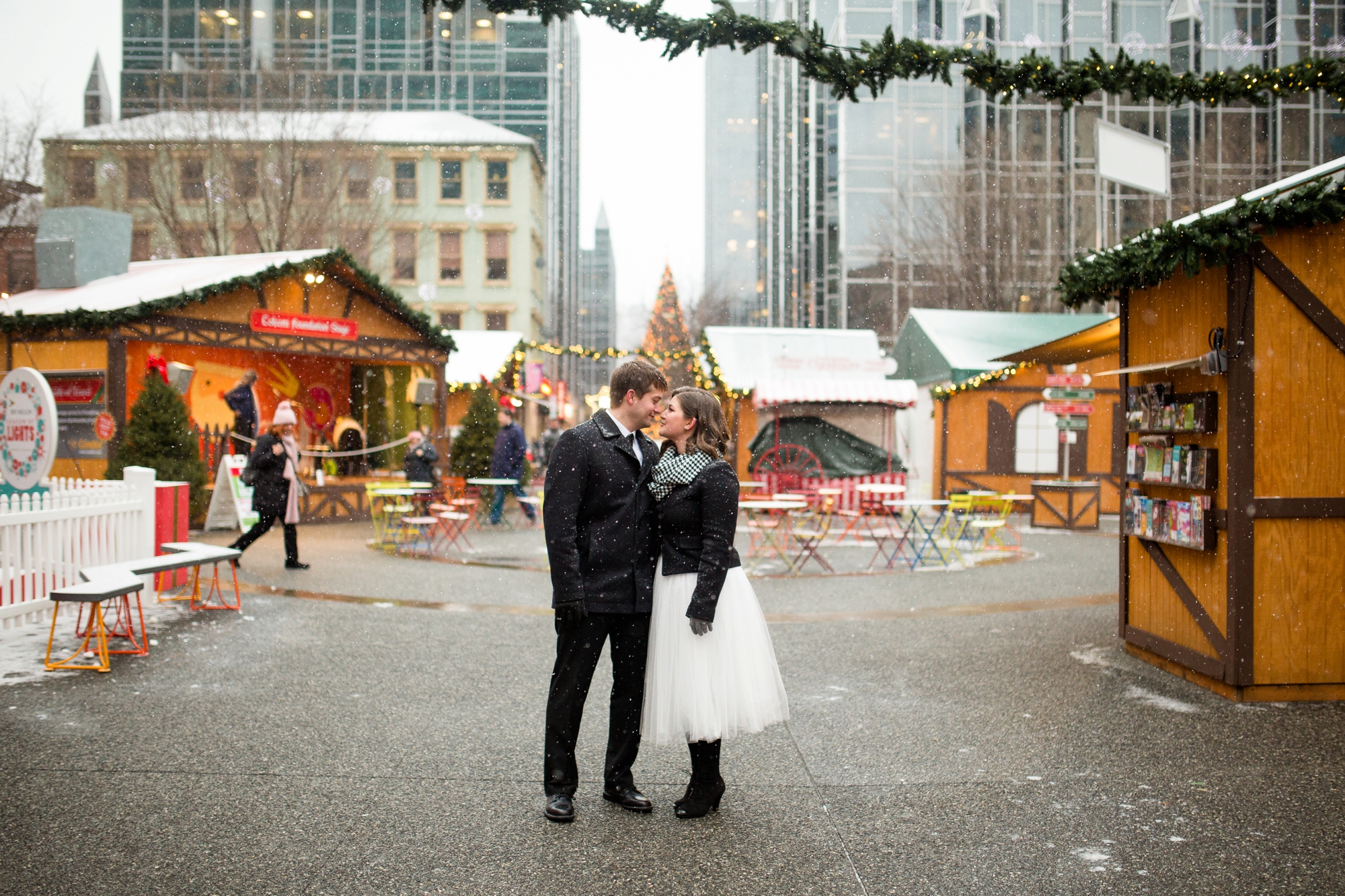 downtown pittsburgh wedding photos, pittsburgh elopement, pittsburgh elopement locations, pittsburgh elopement photographer, north shore wedding photos