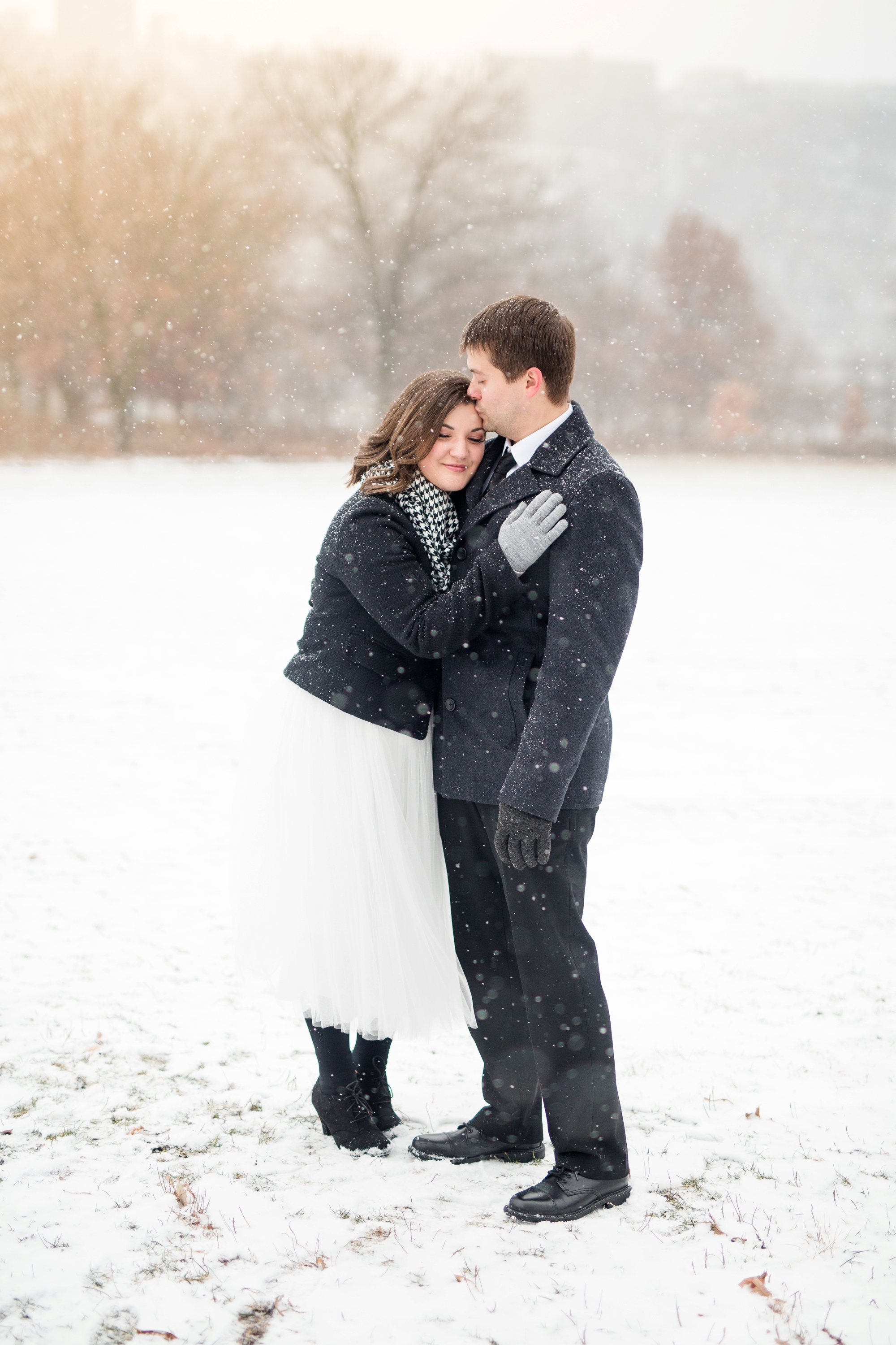 downtown pittsburgh wedding photos, pittsburgh elopement, pittsburgh elopement locations, pittsburgh elopement photographer, north shore wedding photos