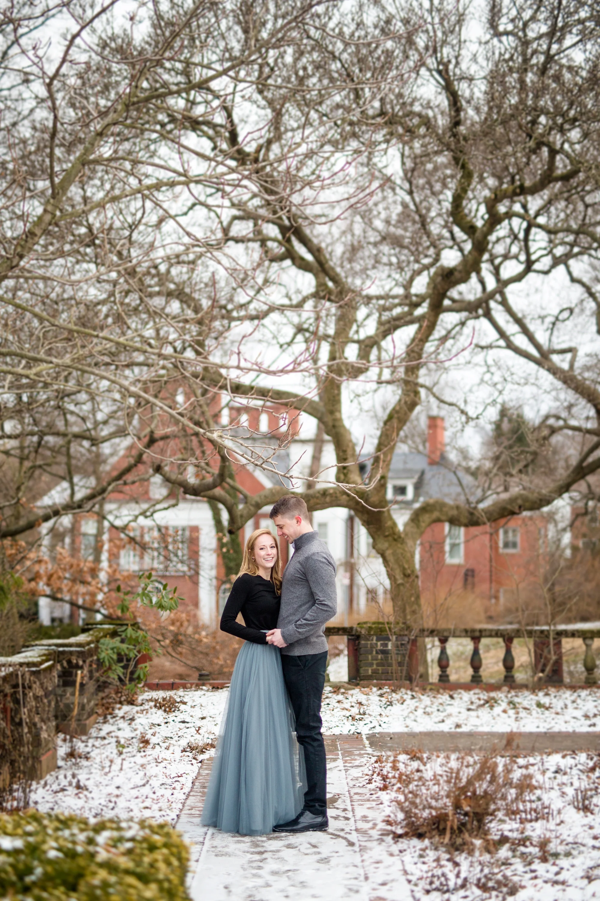 mellon park engagement photos, mellon park wedding photos, mellon park wedding pictures, downtown pittsburgh engagement photos, pittsburgh wedding photographer, pittsburgh engagement photographer