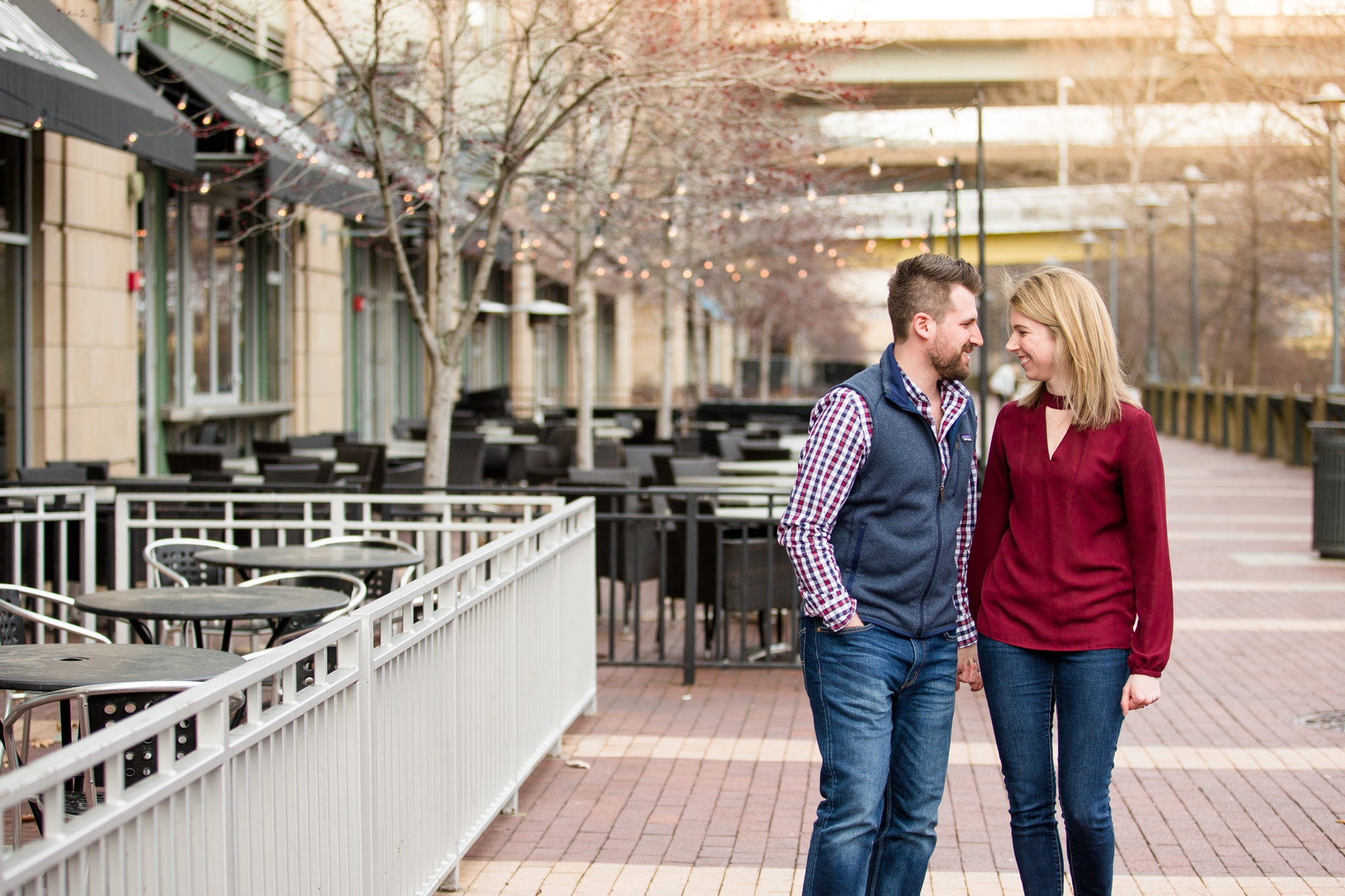 north shore engagement photos, pittsburgh wedding photographer, downtown pittsburgh engagement pictures