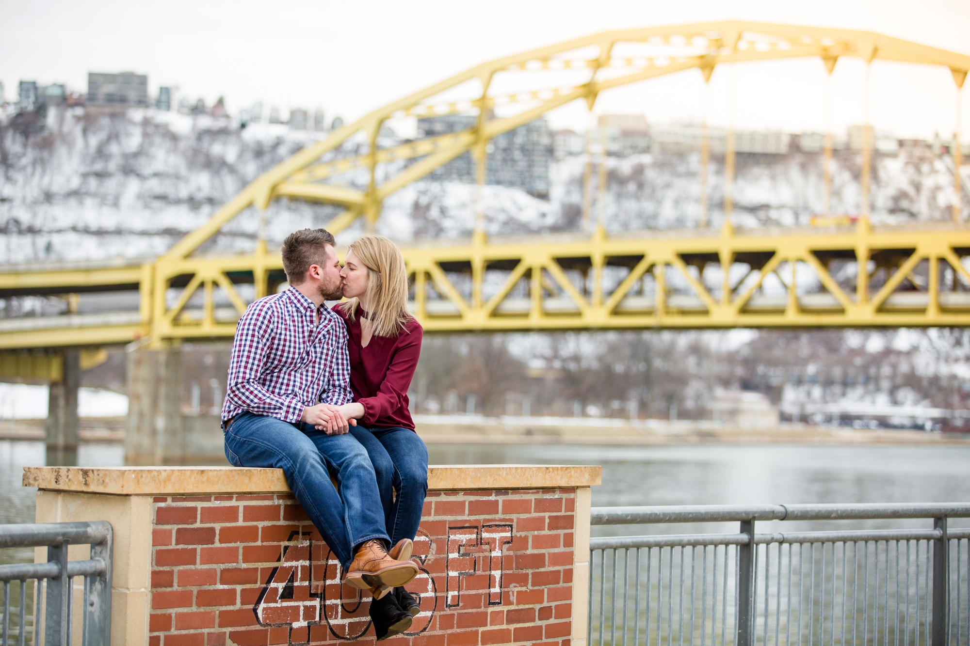 north shore engagement photos, pittsburgh wedding photographer, downtown pittsburgh engagement pictures