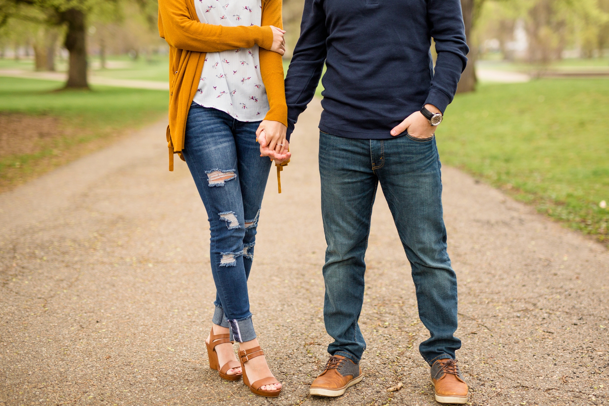 allegheny commons park engagement photos, north shore engagement photos, north side engagement photos, mexican war streets, spring pittsburgh engagement, pittsburgh wedding photos