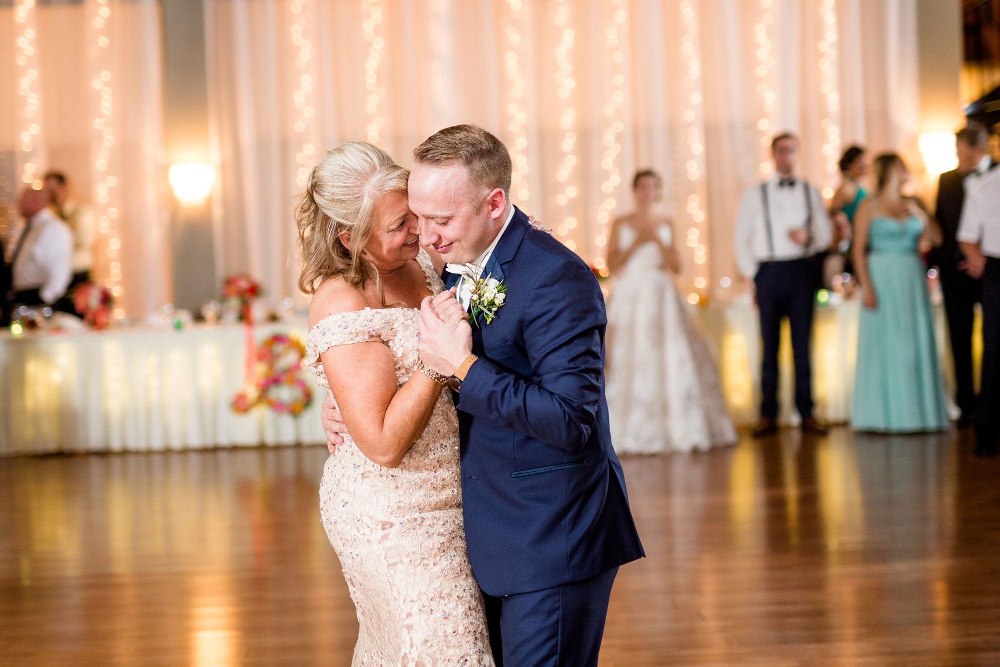 antonelli's event center wedding photos, pittsburgh wedding photographer, antonelli's event center wedding pictures, good shepherd church braddock