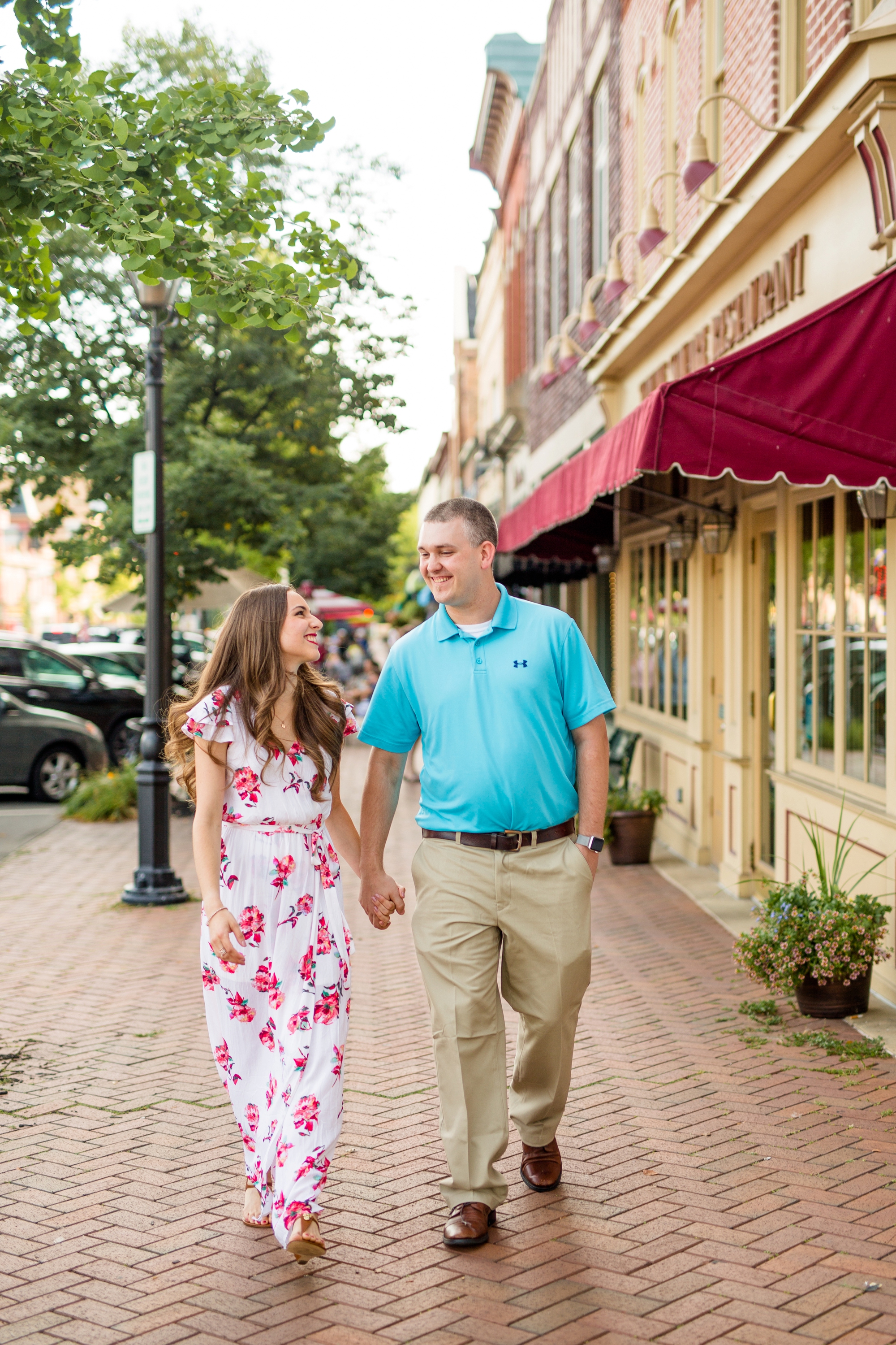 downtown beaver pa engagement photos, downtown beaver pa wedding photos, best location for photoshoot in pittsburgh, pittsburgh wedding photographer