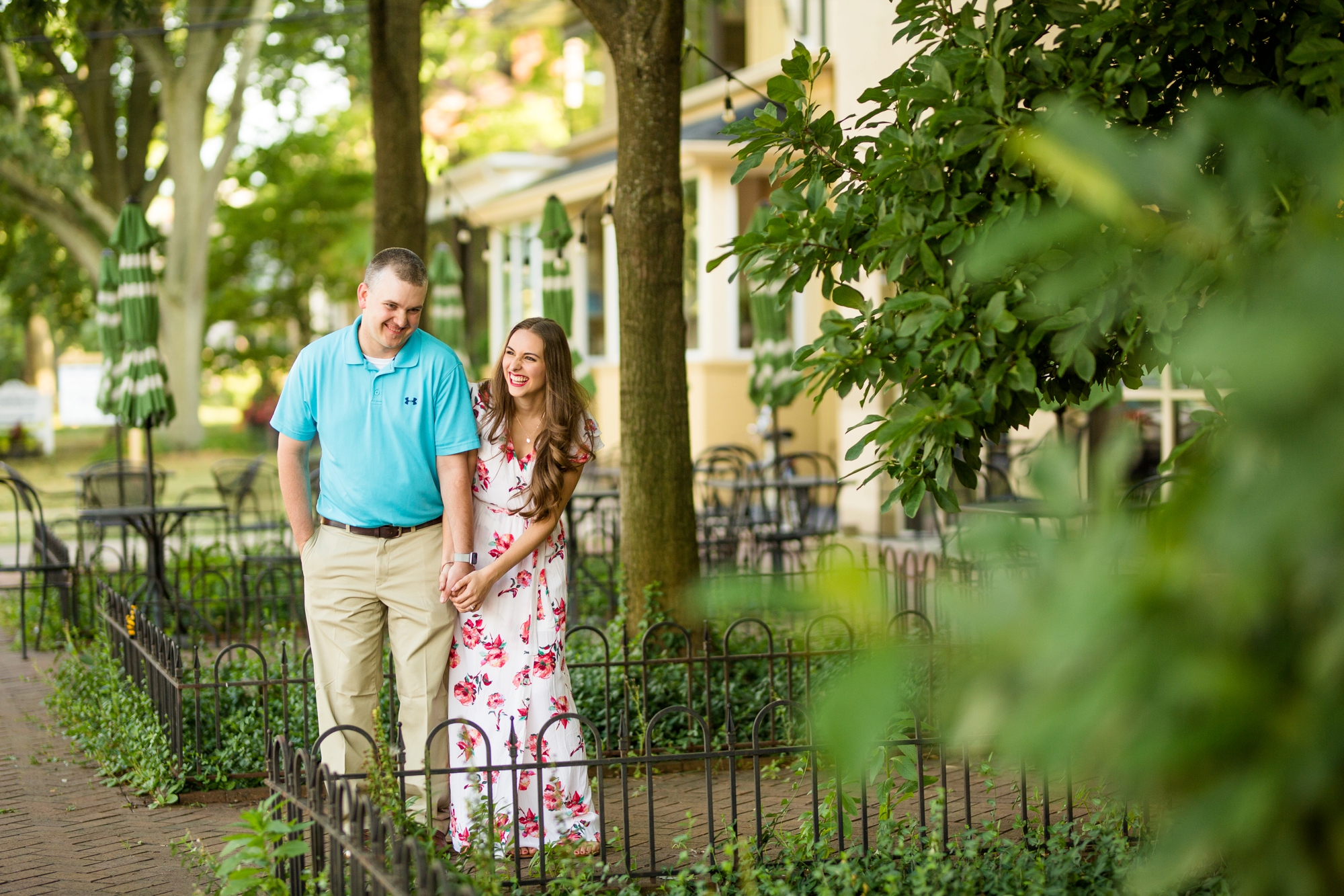 downtown beaver pa engagement photos, downtown beaver pa wedding photos, best location for photoshoot in pittsburgh, pittsburgh wedding photographer