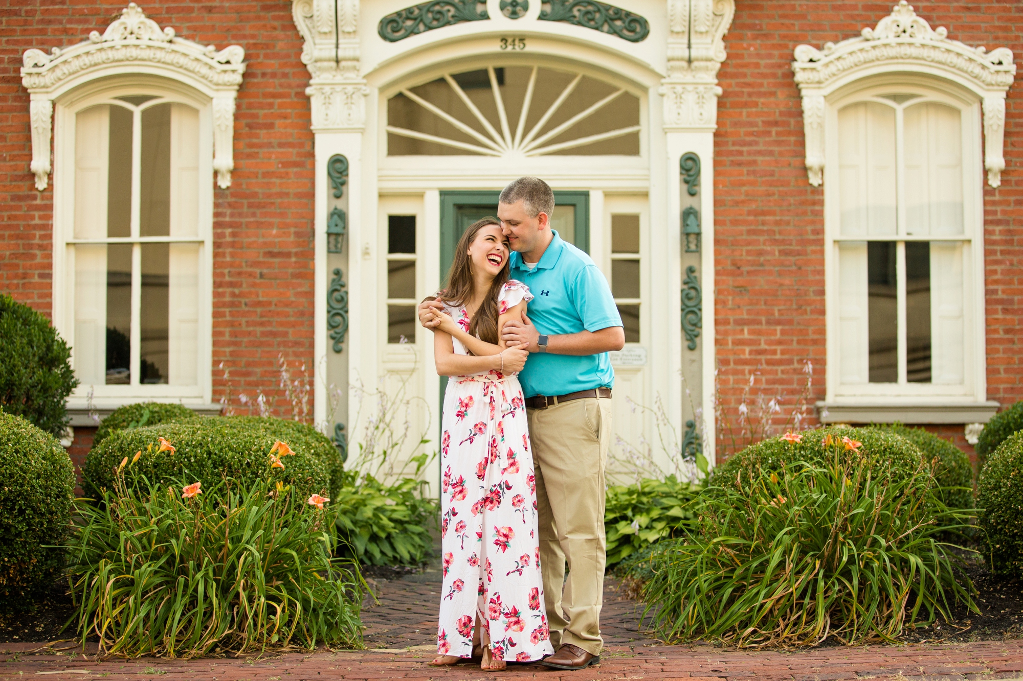 downtown beaver pa engagement photos, downtown beaver pa wedding photos, best location for photoshoot in pittsburgh, pittsburgh wedding photographer