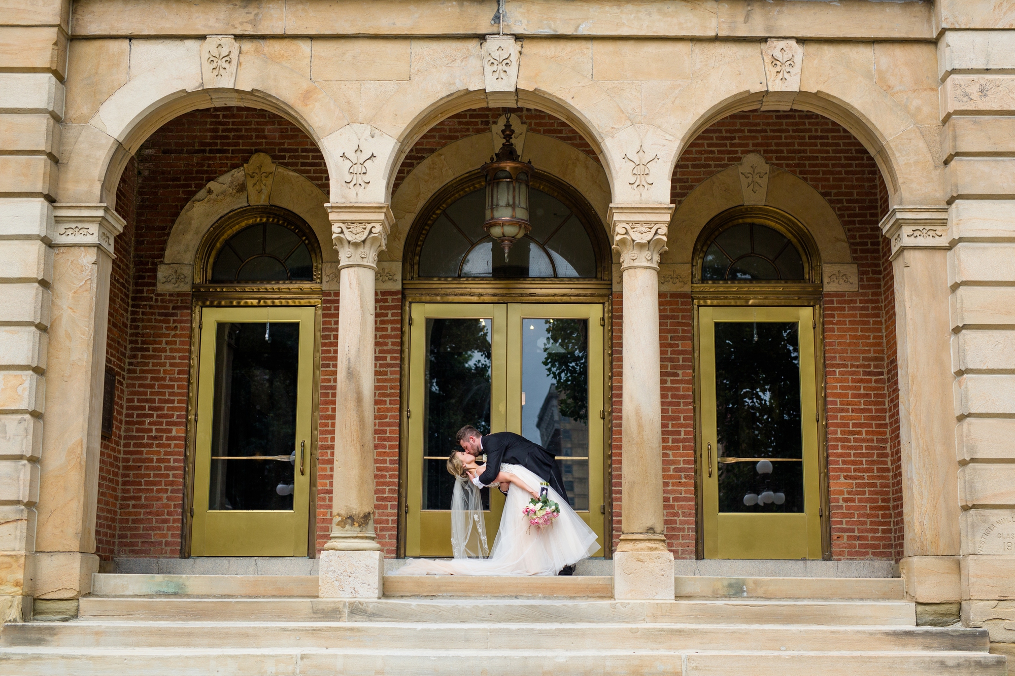 hilton garden inn southpointe, hilton garden inn southpointe wedding, hilton garden inn southpointe pa weddings, pittsburgh wedding photographer, washington and jefferson college wedding photos