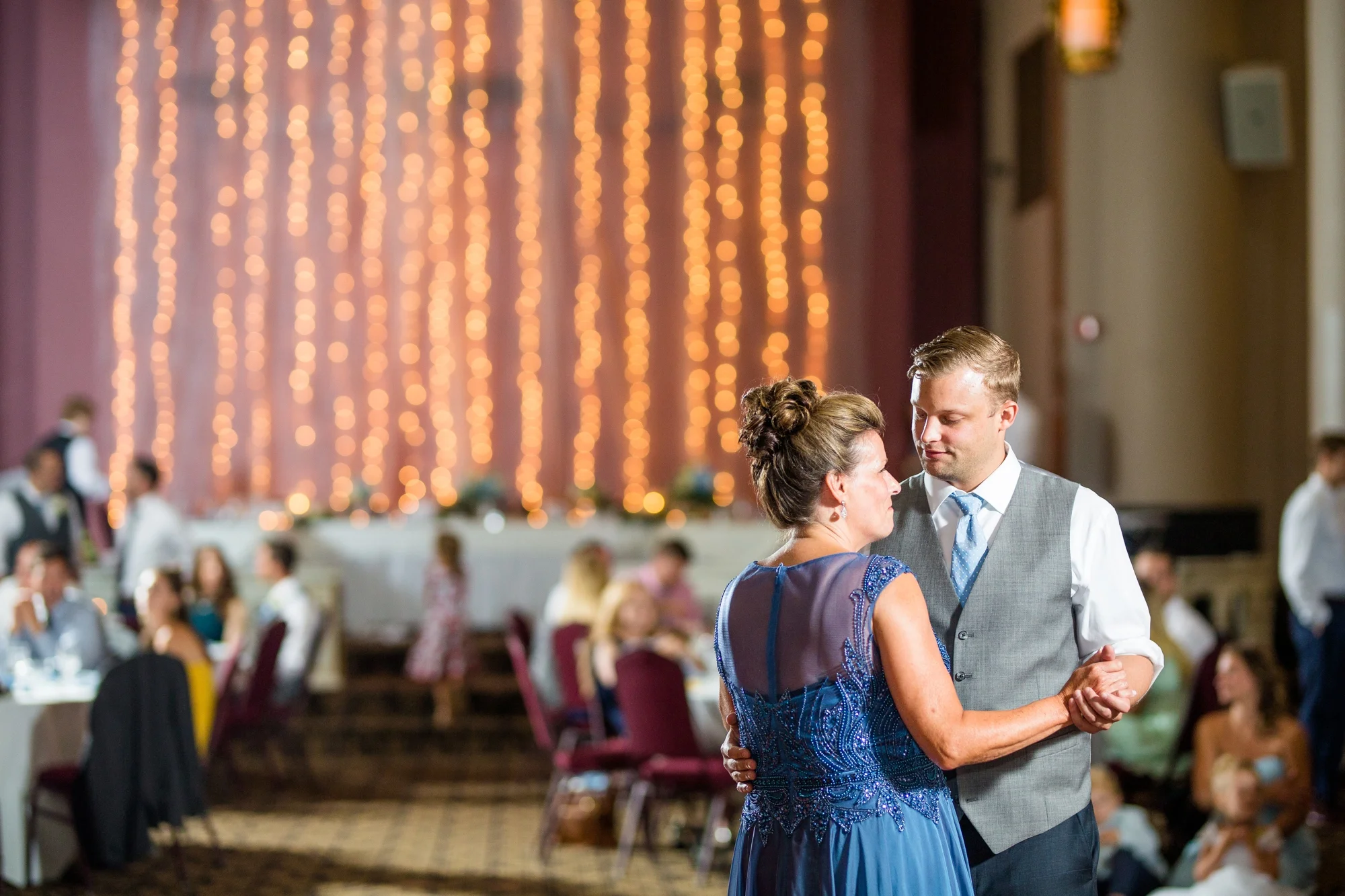 the grand hall at the priory, the grand hall at the priory wedding photos, pittsburgh wedding photographer, pittsburgh wedding venues, the priory grand hall, the priory bakery
