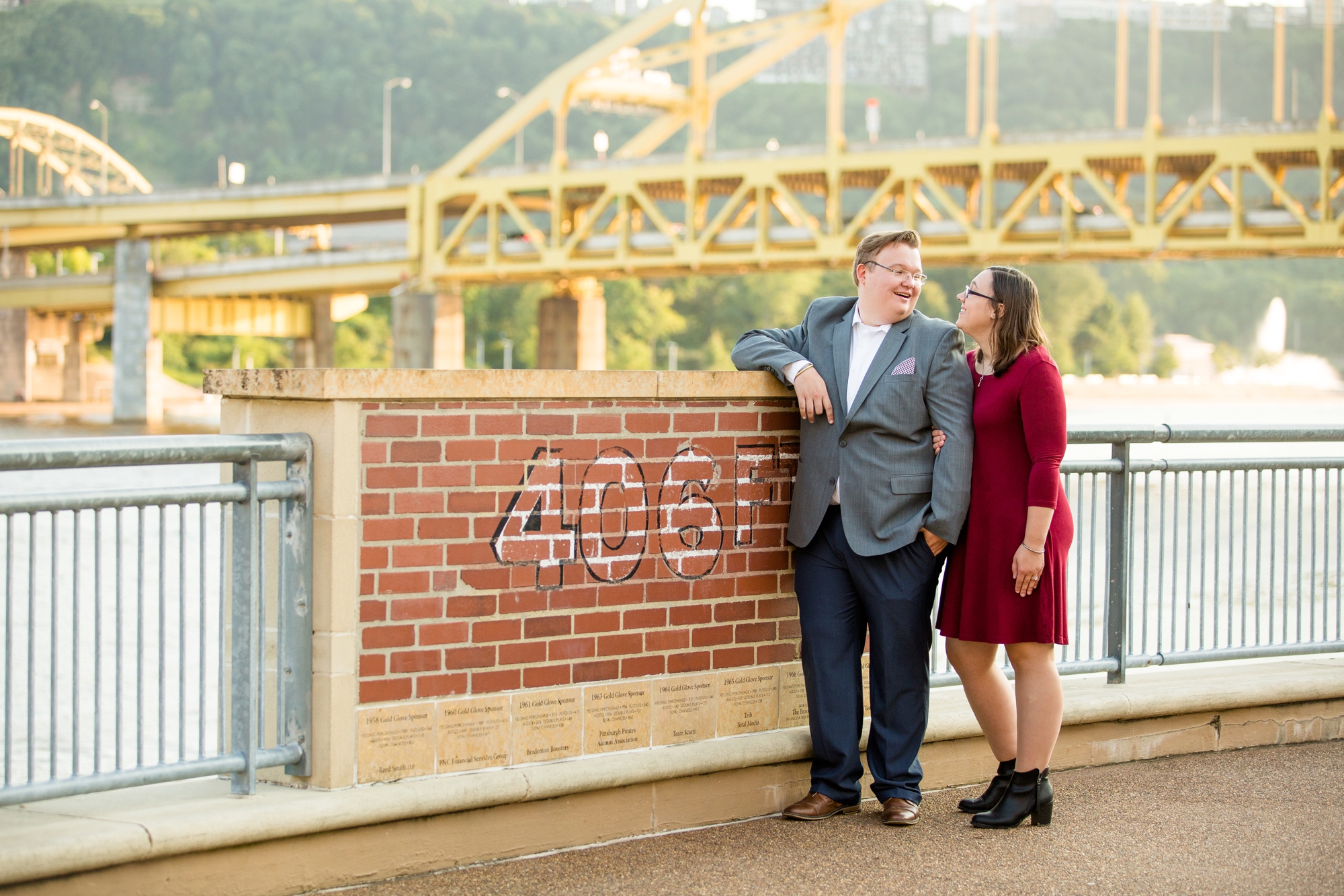 pittsburgh wedding photographer, pittsburgh engagement photos, best spot in pittsburgh for photo shoot, north shore engagement pictures, downtown pittsburgh engagement photos