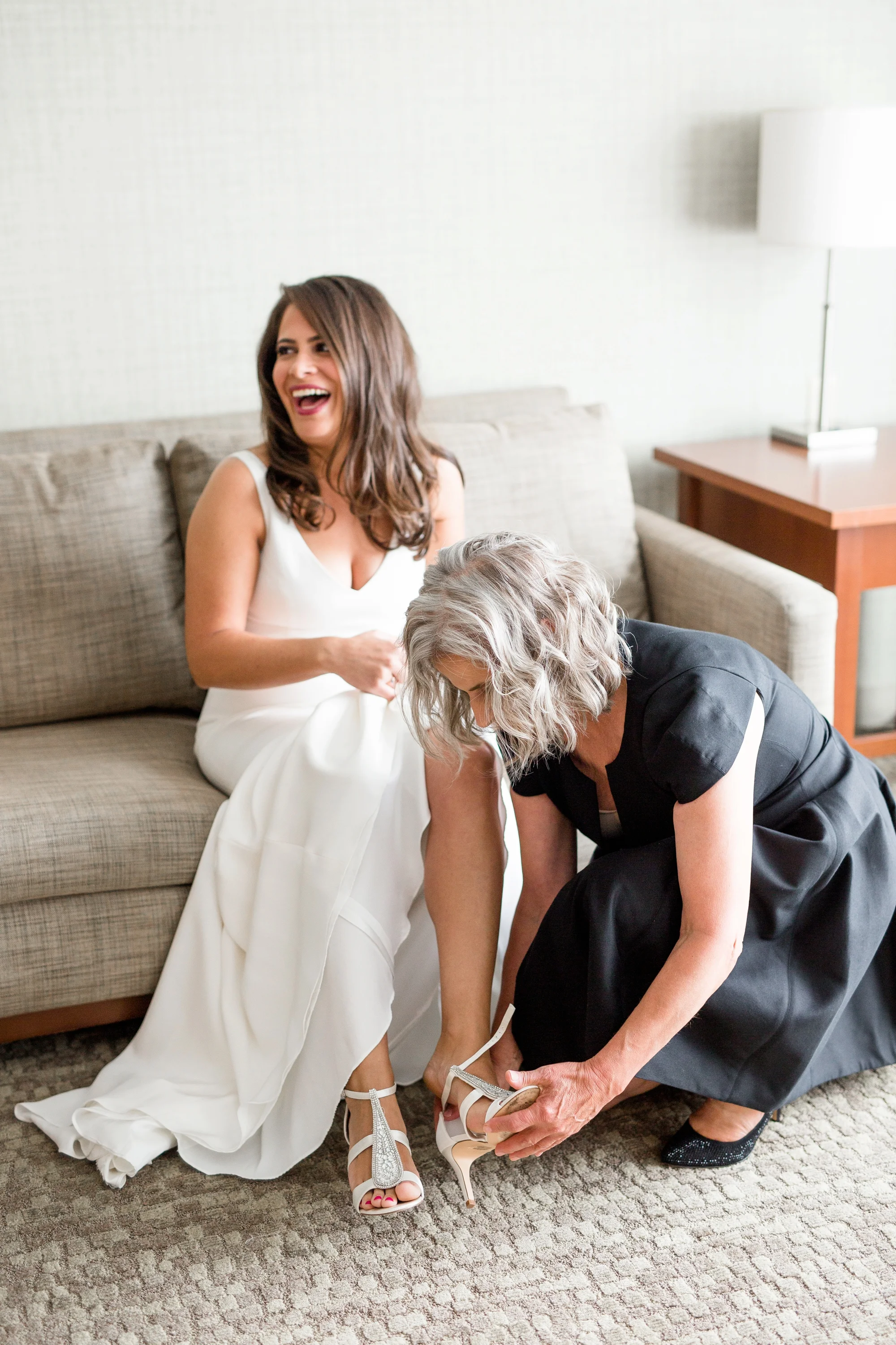 the pennsylvanian wedding photos, pittsburgh wedding venues, downtown pittsburgh wedding pictures, best locations for photoshoot in pittsburgh, the best pittsburgh wedding photographers