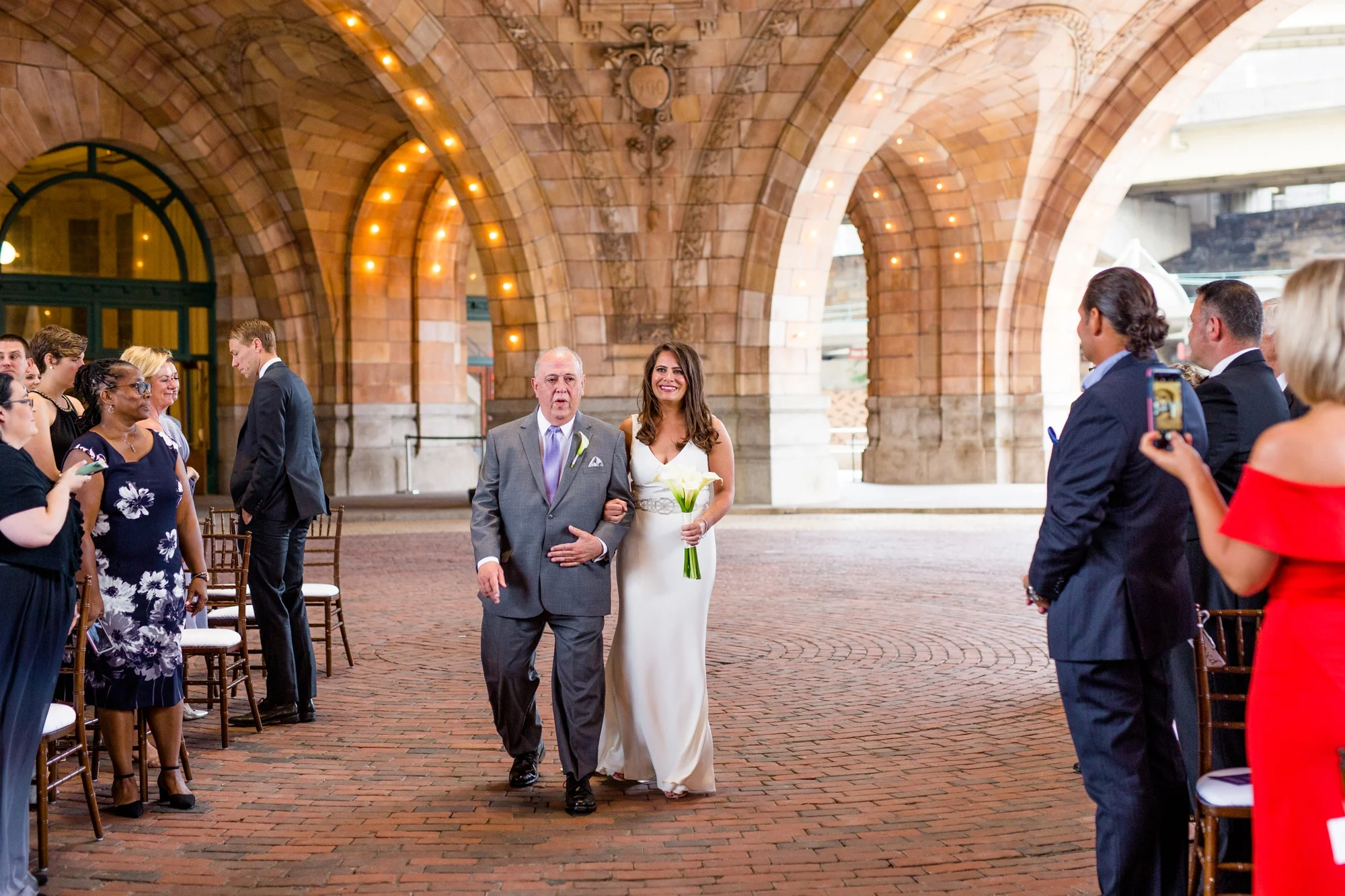 the pennsylvanian wedding photos, pittsburgh wedding venues, downtown pittsburgh wedding pictures, best locations for photoshoot in pittsburgh, the best pittsburgh wedding photographers