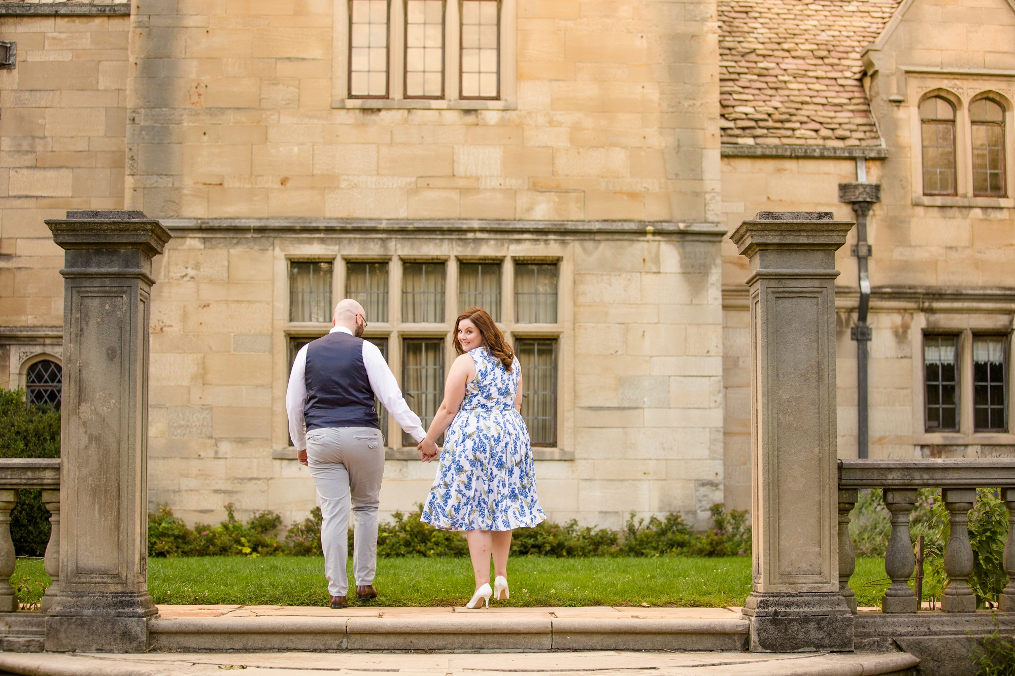 pittsburgh wedding photographer, pittsburgh engagement photos, best spot in pittsburgh for photo shoot, hartwood acres engagement pictures