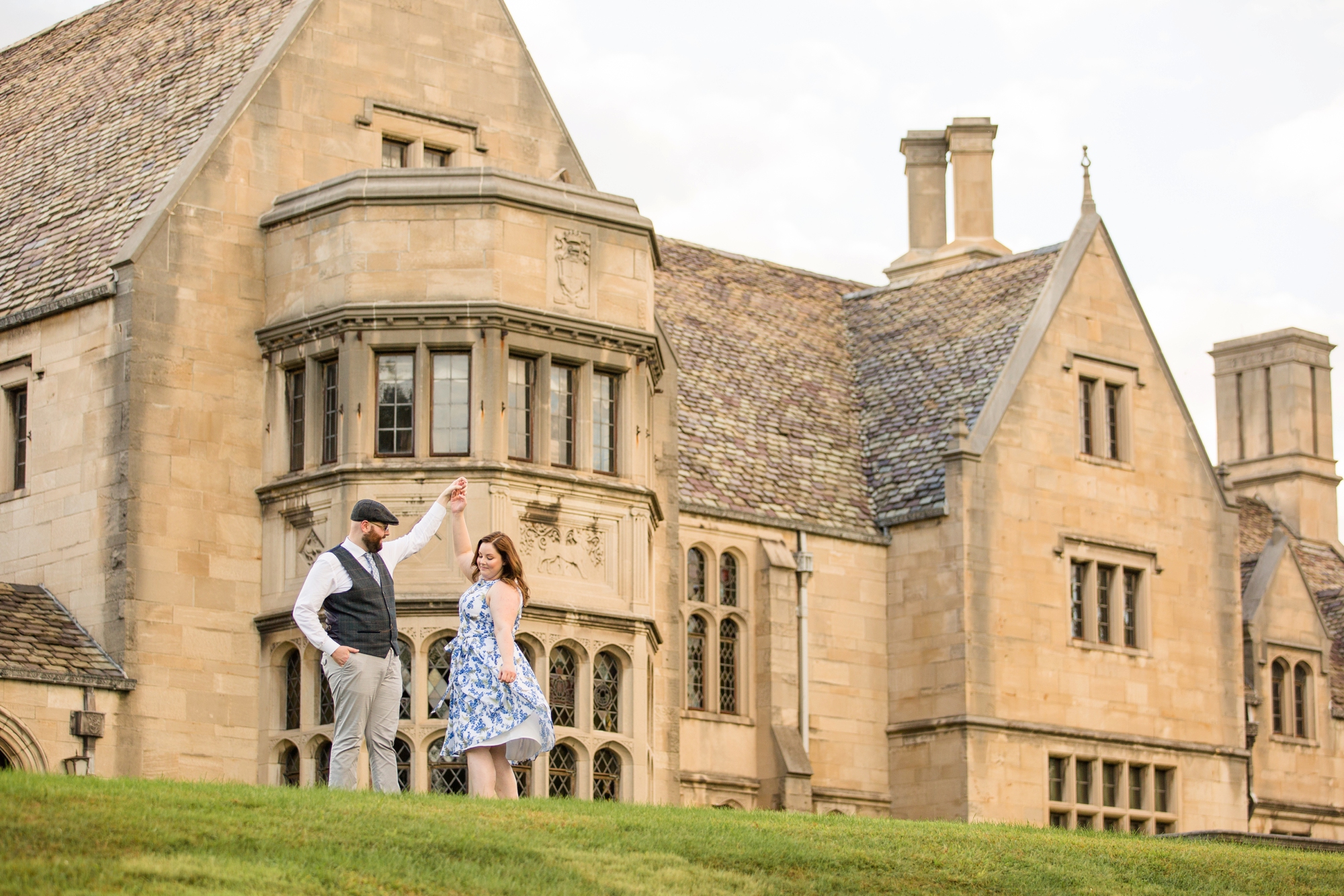 pittsburgh wedding photographer, pittsburgh engagement photos, best spot in pittsburgh for photo shoot, hartwood acres engagement pictures
