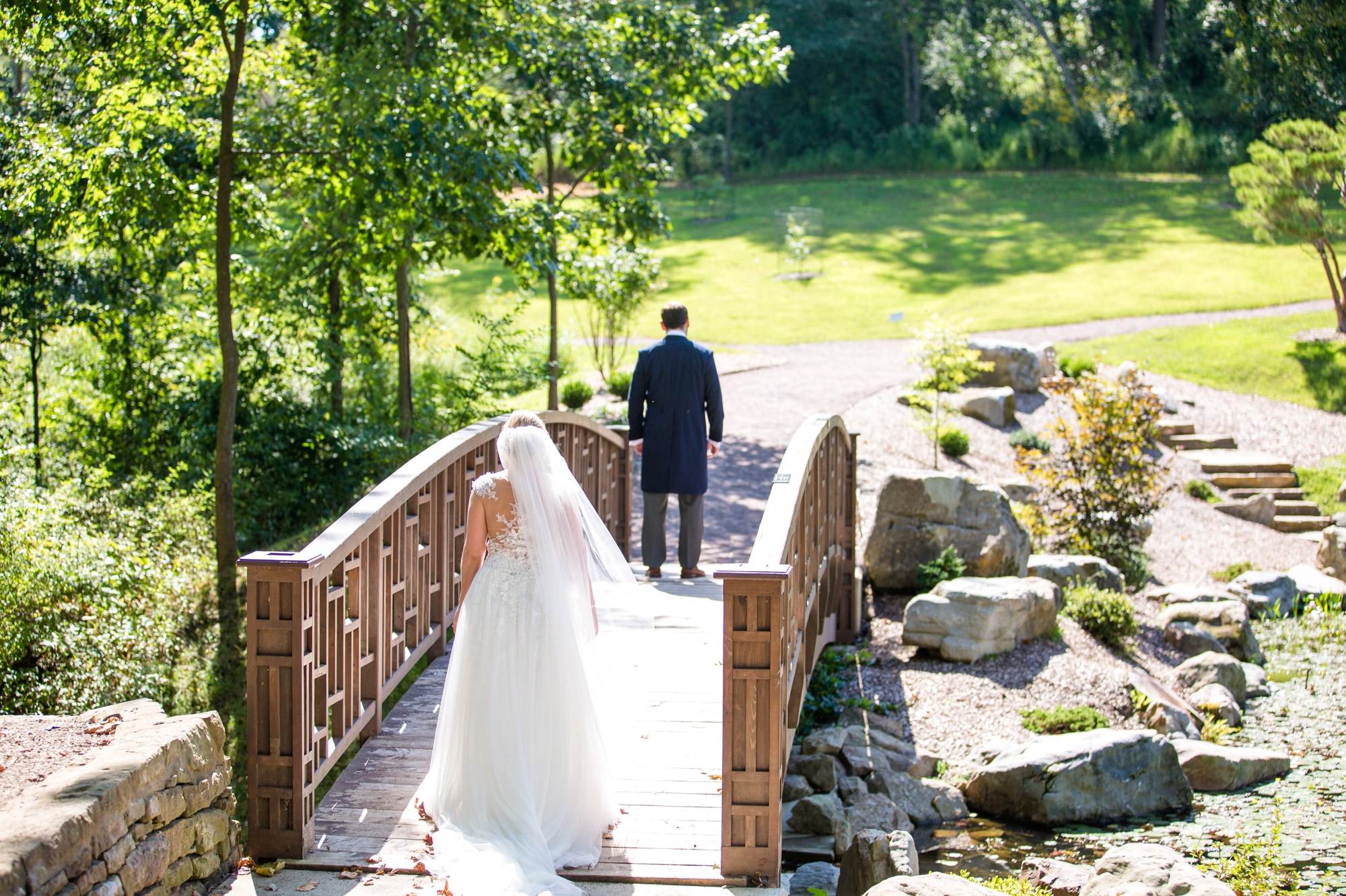 pittsburgh botanic garden wedding photos, pittsburgh wedding venues, best locations for photoshoot in pittsburgh, the best pittsburgh wedding photographers, pittsburgh botanic garden
