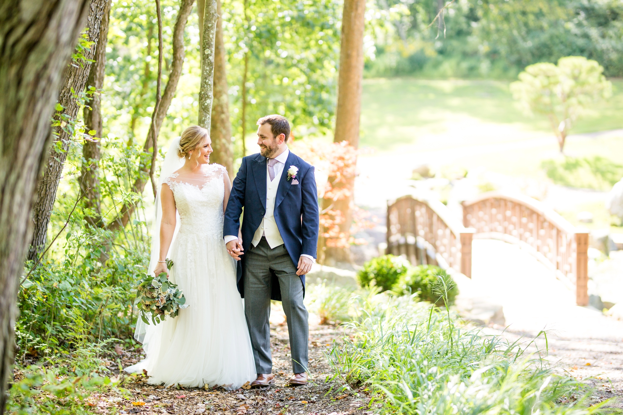 pittsburgh botanic garden wedding photos, pittsburgh wedding venues, best locations for photoshoot in pittsburgh, the best pittsburgh wedding photographers, pittsburgh botanic garden