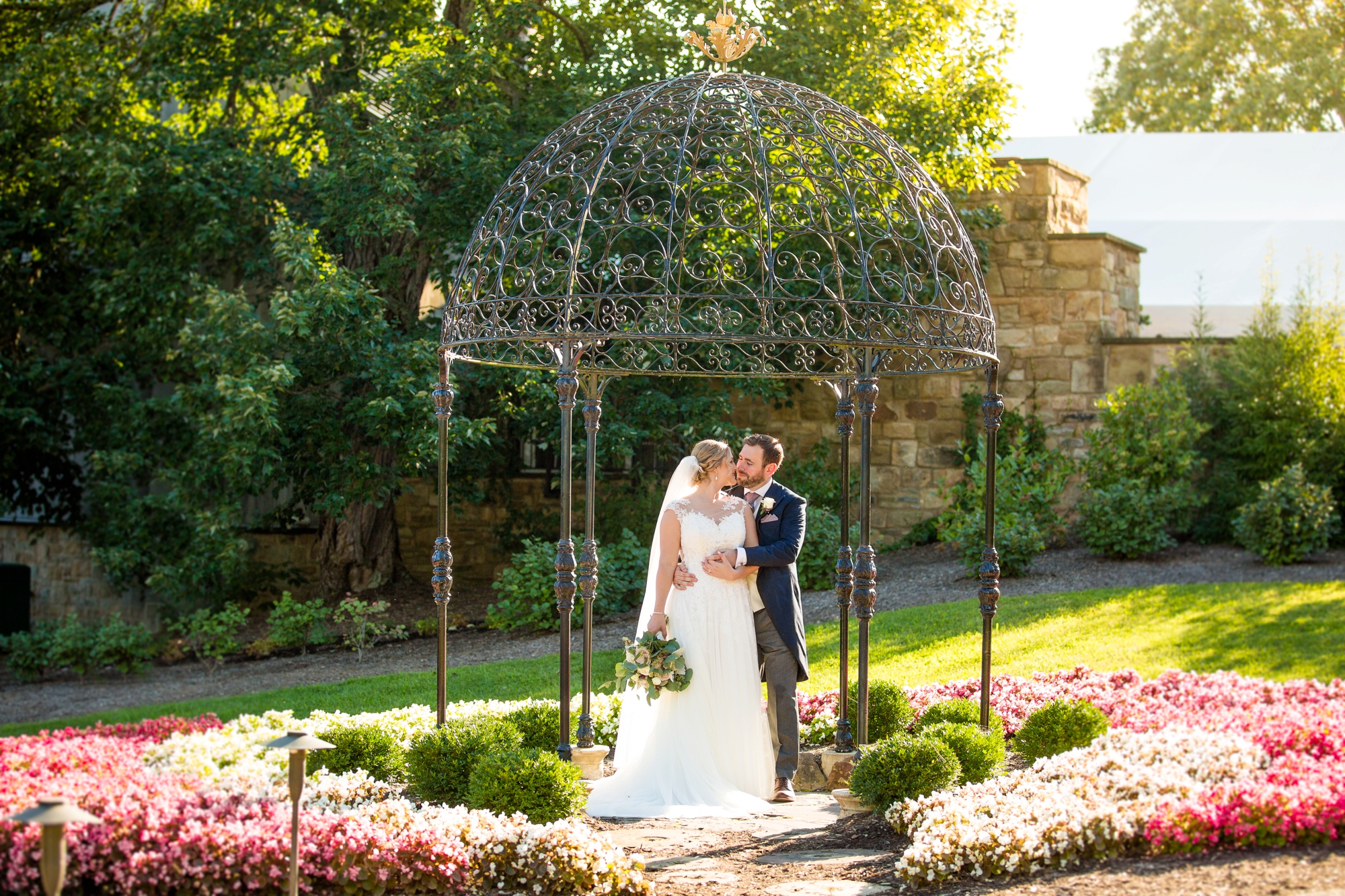 pittsburgh botanic garden wedding photos, pittsburgh wedding venues, best locations for photoshoot in pittsburgh, the best pittsburgh wedding photographers, pittsburgh botanic garden