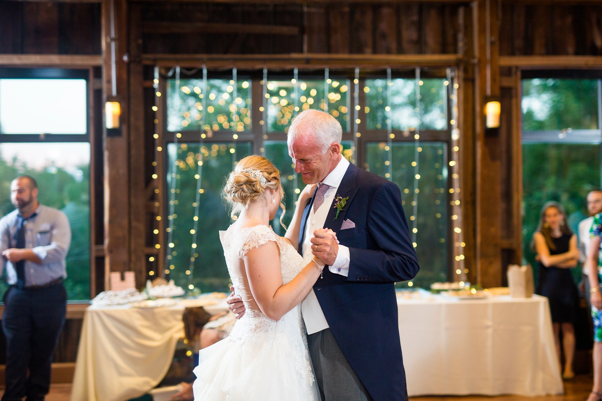 pittsburgh botanic garden wedding photos, pittsburgh wedding venues, best locations for photoshoot in pittsburgh, the best pittsburgh wedding photographers, pittsburgh botanic garden